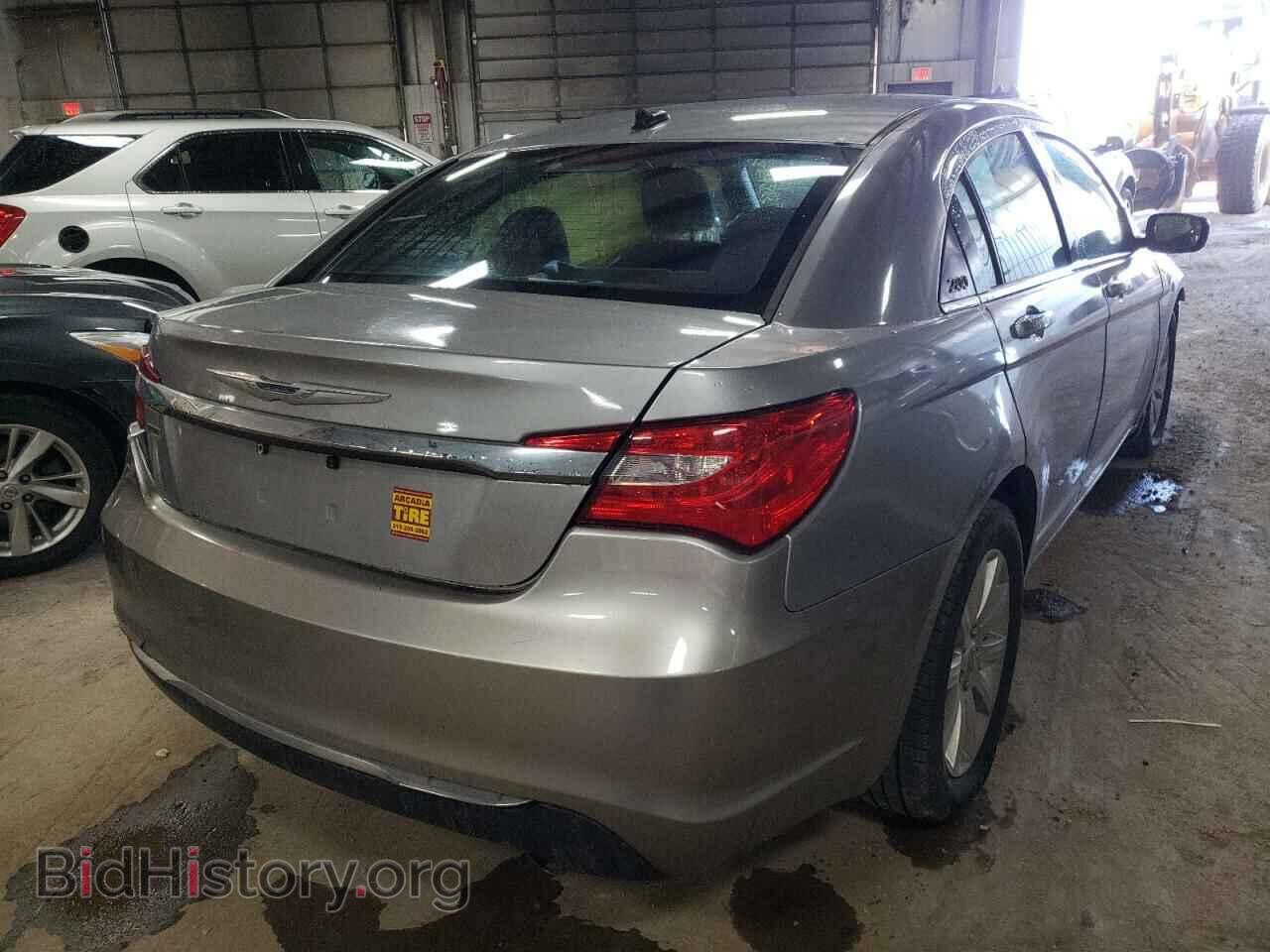 2013 CHRYSLER 200 - VIN: 1C3CCBBG0DN635338 - Photo 4