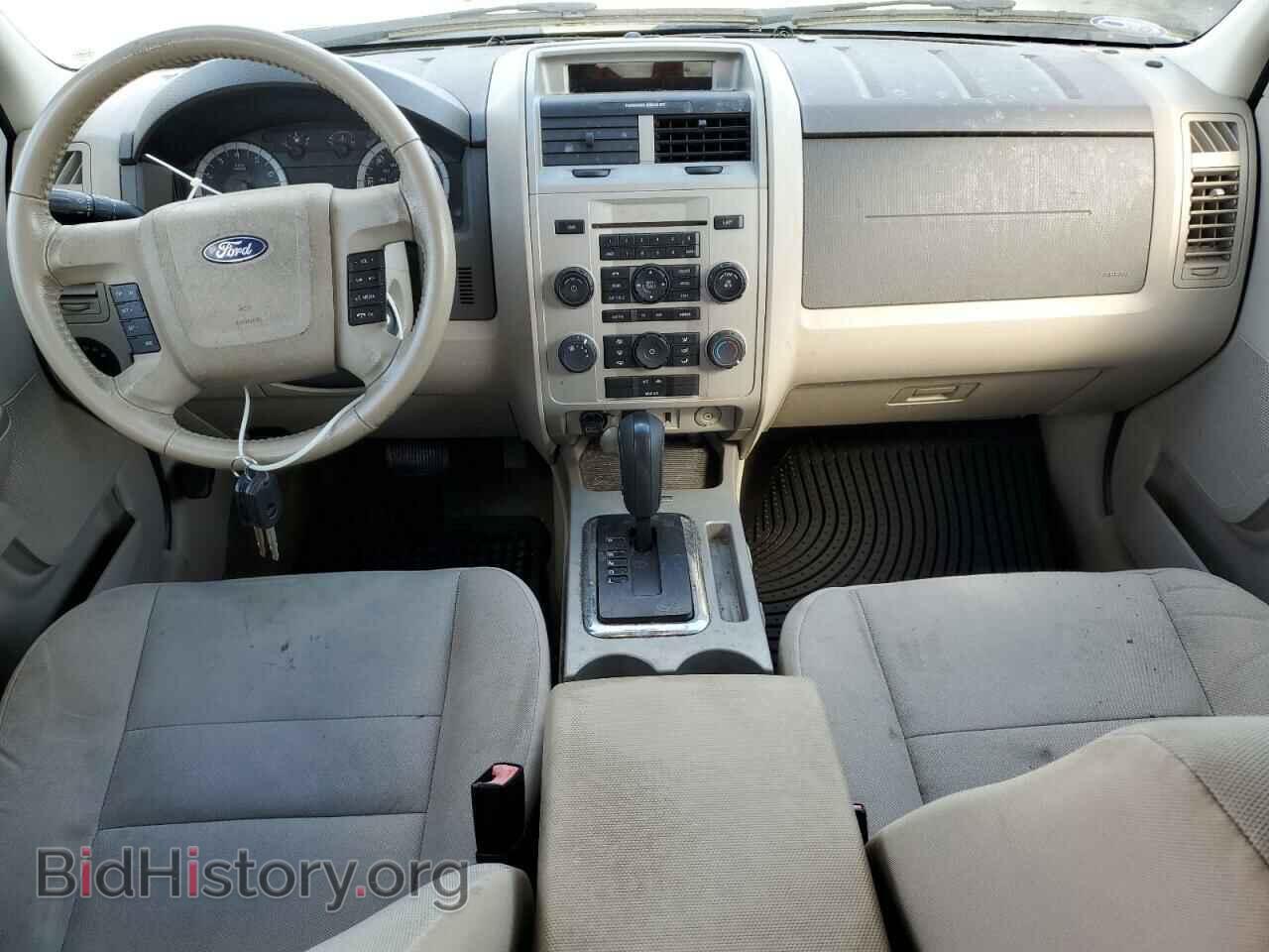 2011 FORD ESCAPE - VIN: 1FMCU0DG2BKA66366 - Фото 8