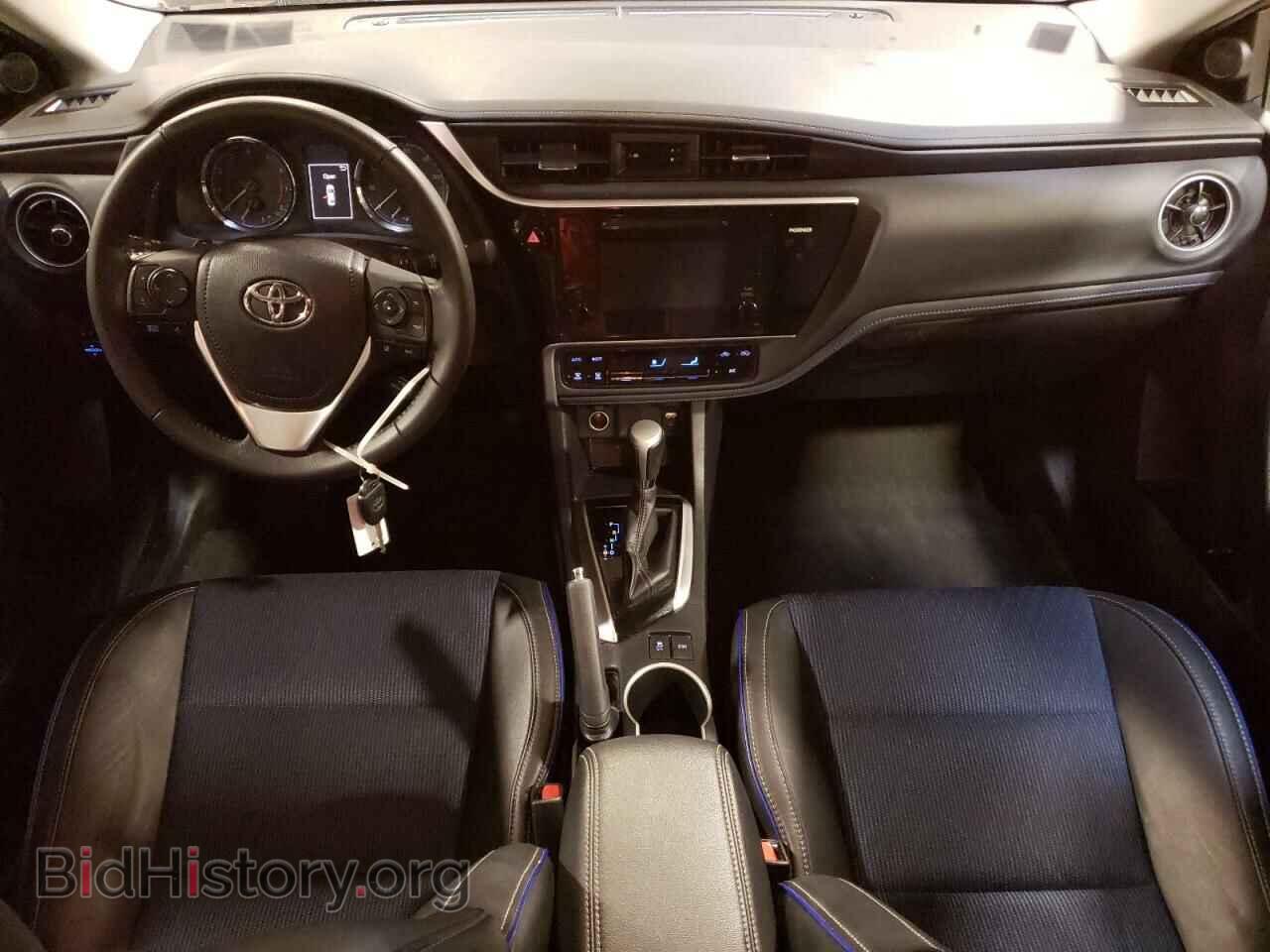 2017 TOYOTA COROLLA - VIN: 2T1BURHEXHC775229 - Фото 8