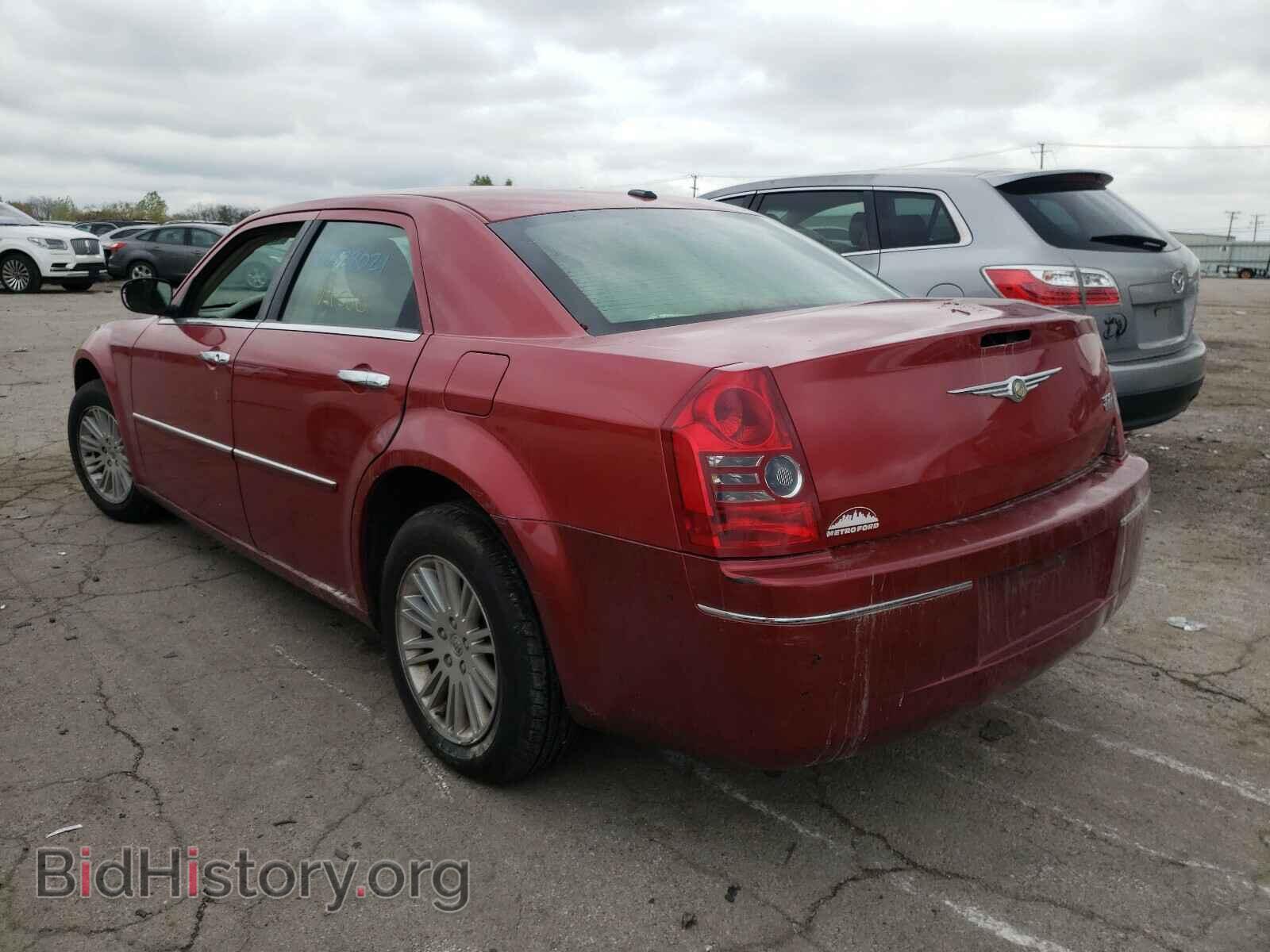2010 CHRYSLER 300 - VIN: 2C3CA5CV9AH324788 - Фото 3