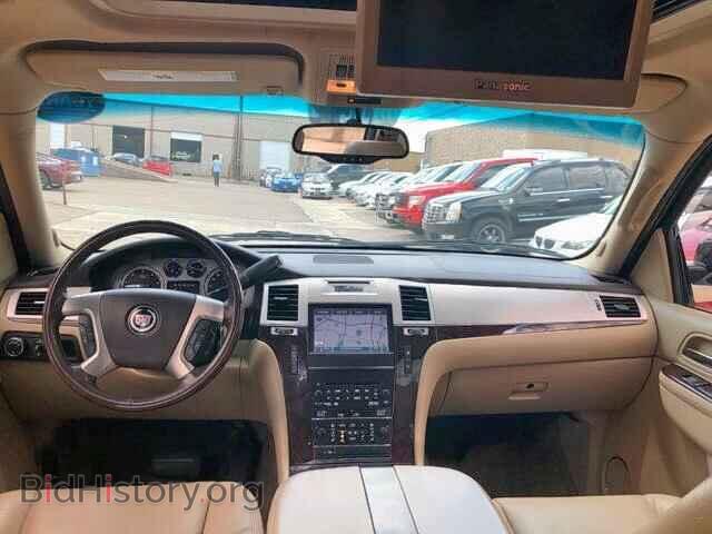 2011 CADILLAC ESCALADE E - VIN: 1GYS4HEF1BR114140 - Фото 9