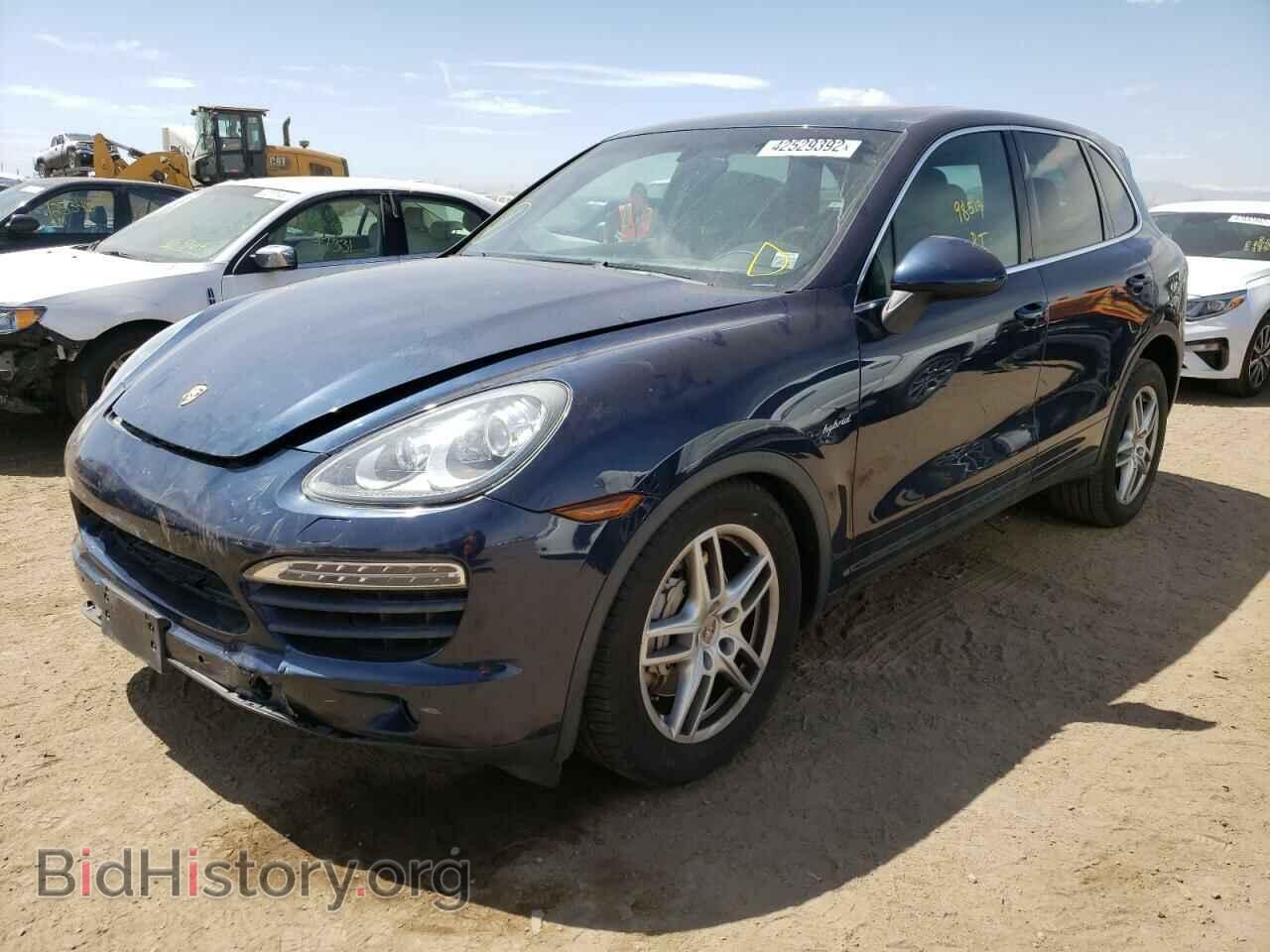 2011 PORSCHE CAYENNE - VIN: WP1AE2A28BLA91715 - Фото 2