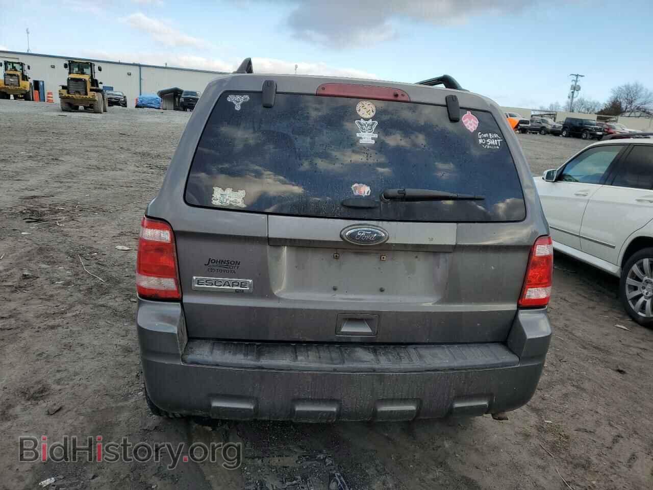 2011 FORD ESCAPE - VIN: 1FMCU0D70BKC15826 - Фото 6