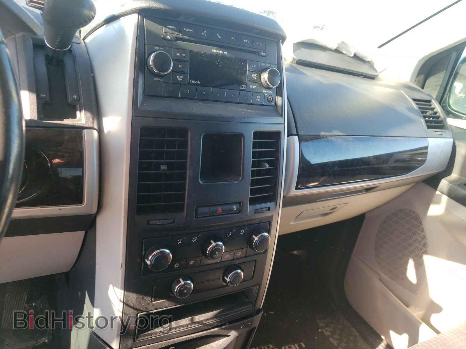 2010 DODGE GRAND CARA - VIN: 2D4RN5D1XAR444229 - Фото 9
