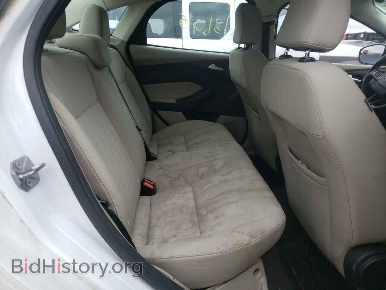 2016 FORD FOCUS - VIN: 1FADP3F21GL376387 - Photo 6