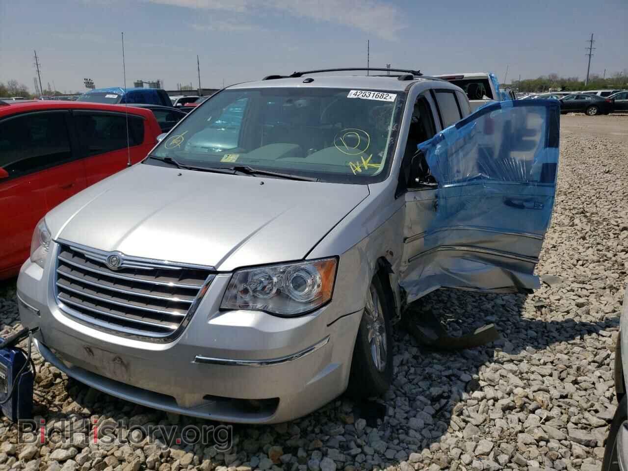 2010 CHRYSLER MINIVAN - VIN: 2A4RR7DX1AR322578 - Фото 2