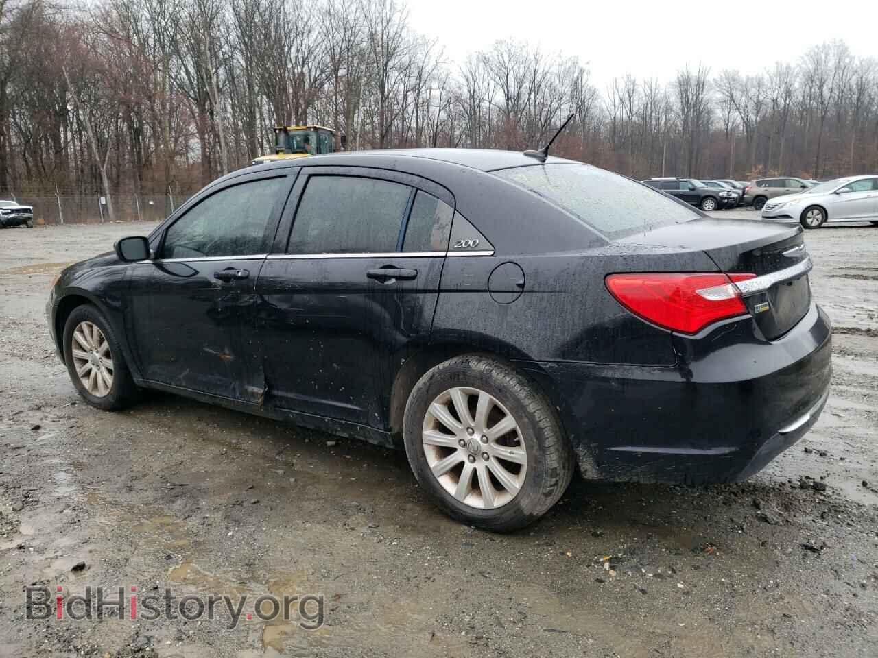 2013 CHRYSLER 200 - VIN: 1C3CCBBG9DN528188 - Фото 2