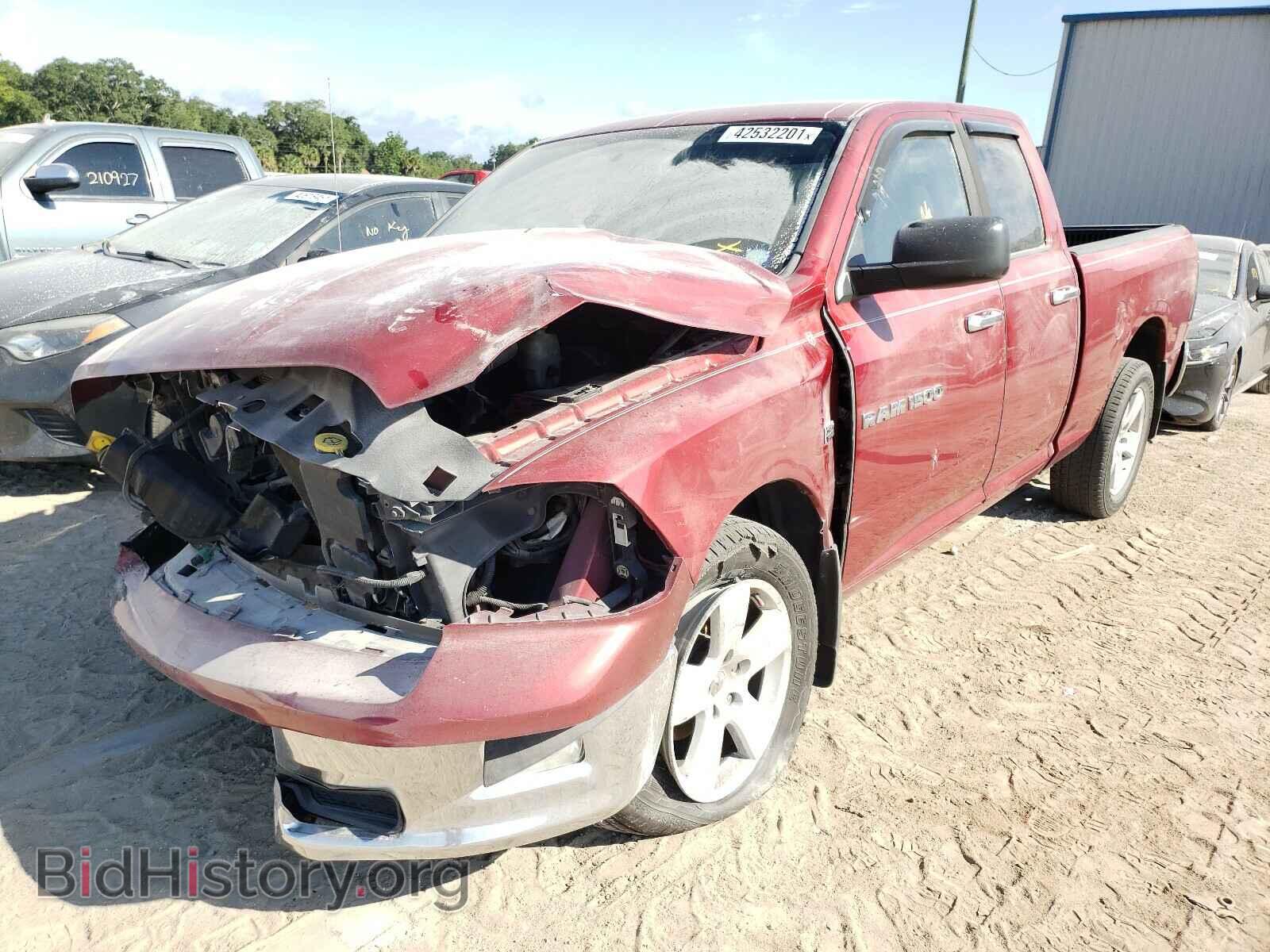 2011 DODGE RAM 1500 - VIN: 1D7RB1GT3BS657069 - Фото 2