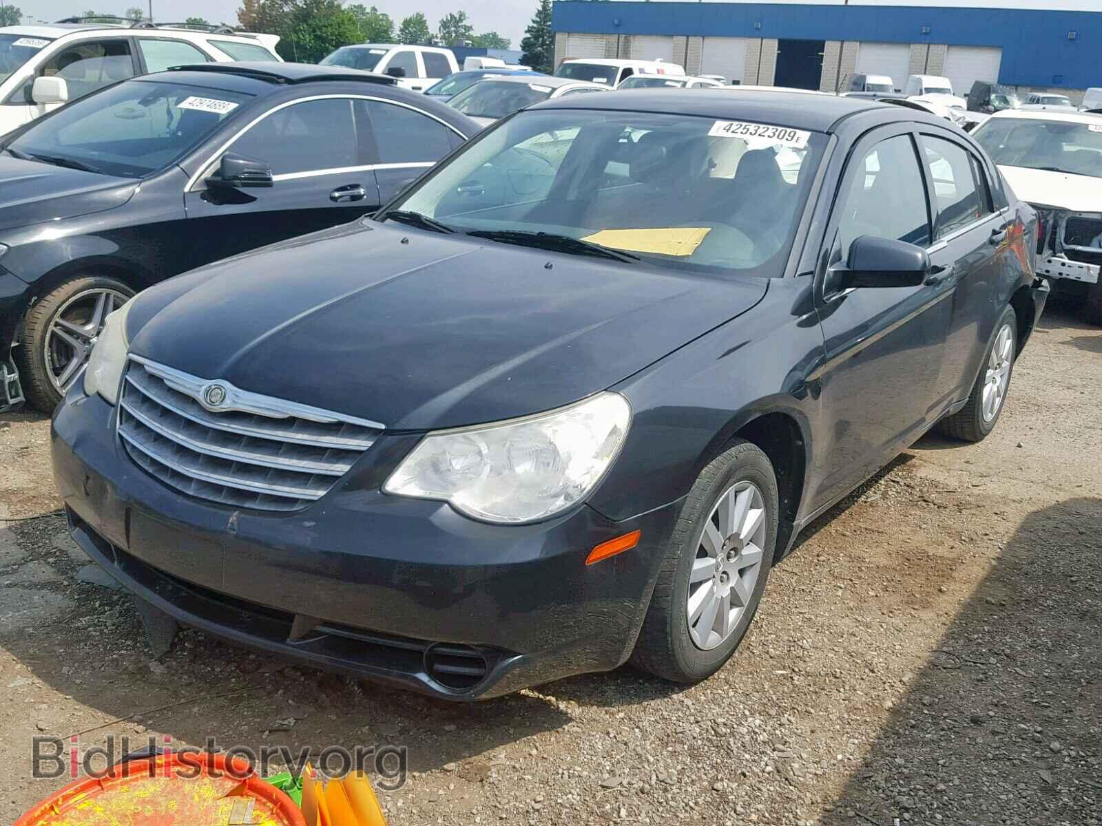 2010 CHRYSLER SEBRING - VIN: 1C3CC4FB5AN148545 - Фото 2