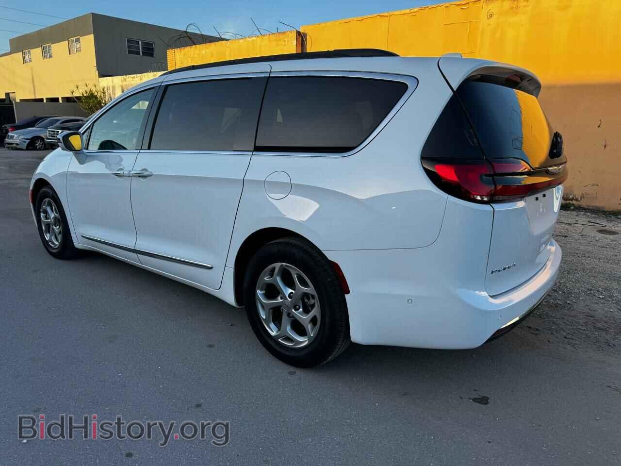 2022 CHRYSLER PACIFICA - VIN: 2C4RC1GG6NR145564 - Фото 3