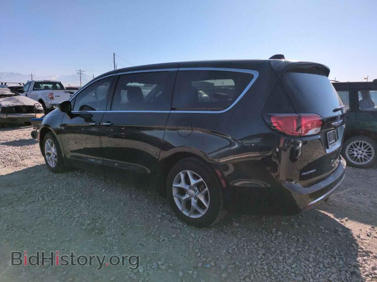 2019 CHRYSLER PACIFICA - VIN: 2C4RC1FG8KR705873 - Photo 2