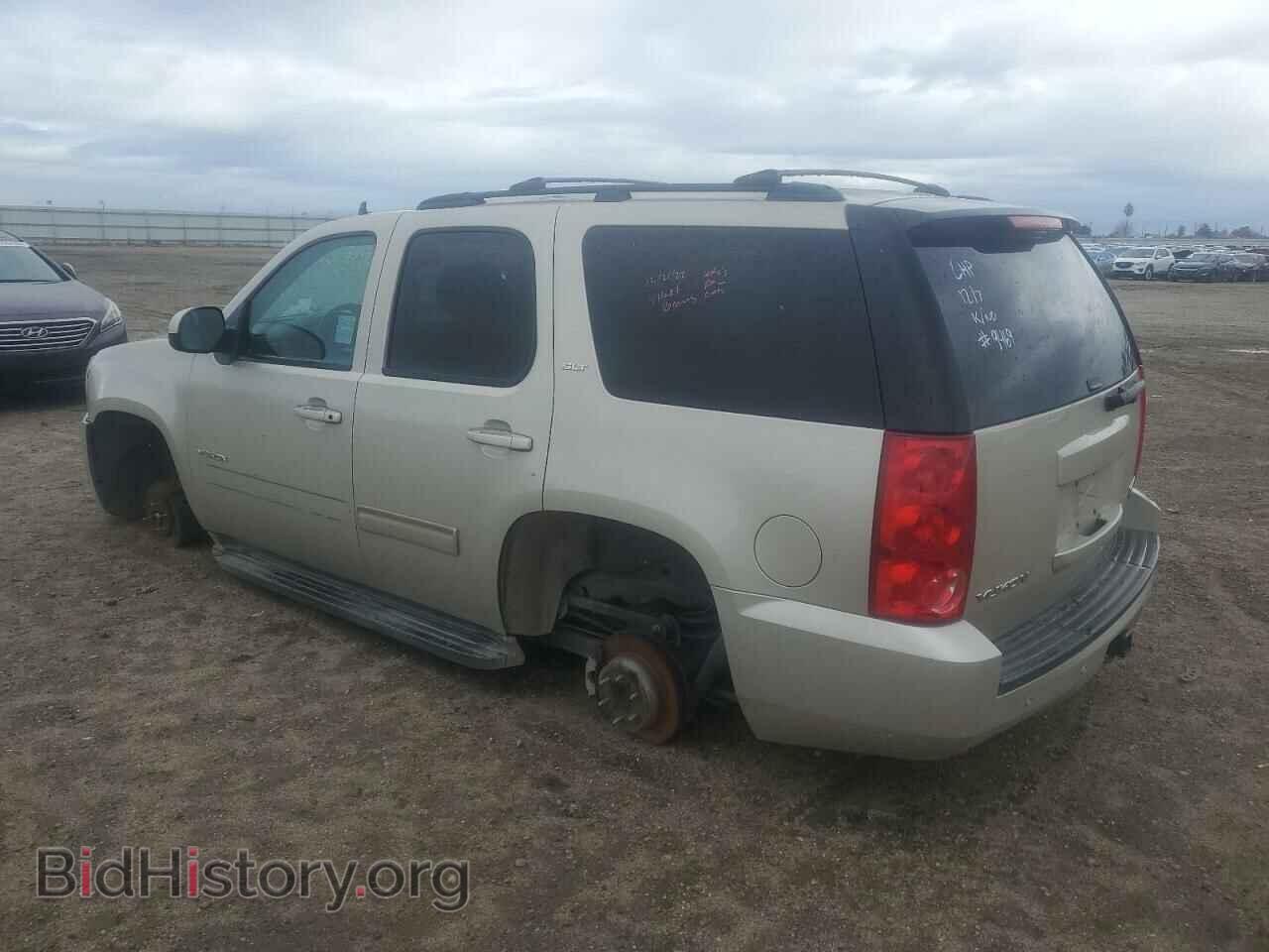 2013 GMC YUKON - VIN: 1GKS2CE05DR299469 - Фото 2