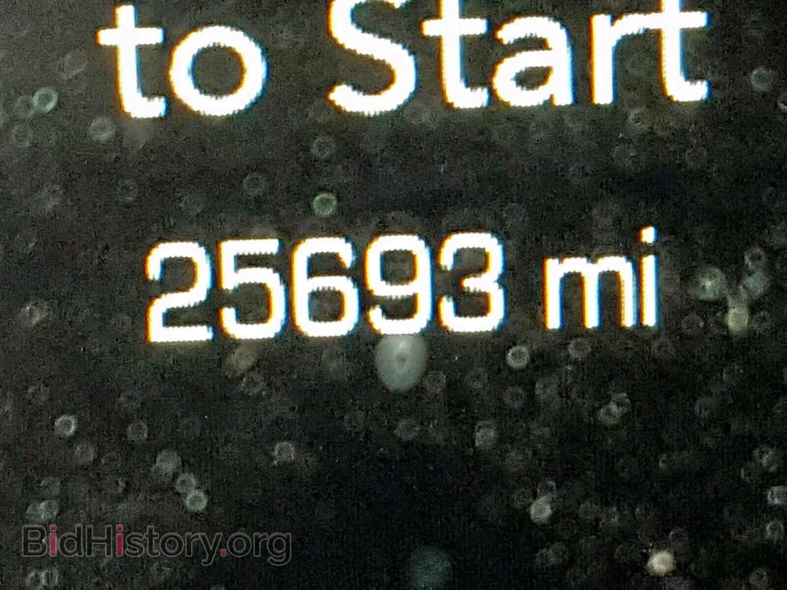 2017 CHRYSLER 300 - VIN: 2C3CCARG3HH591432 - Фото 8