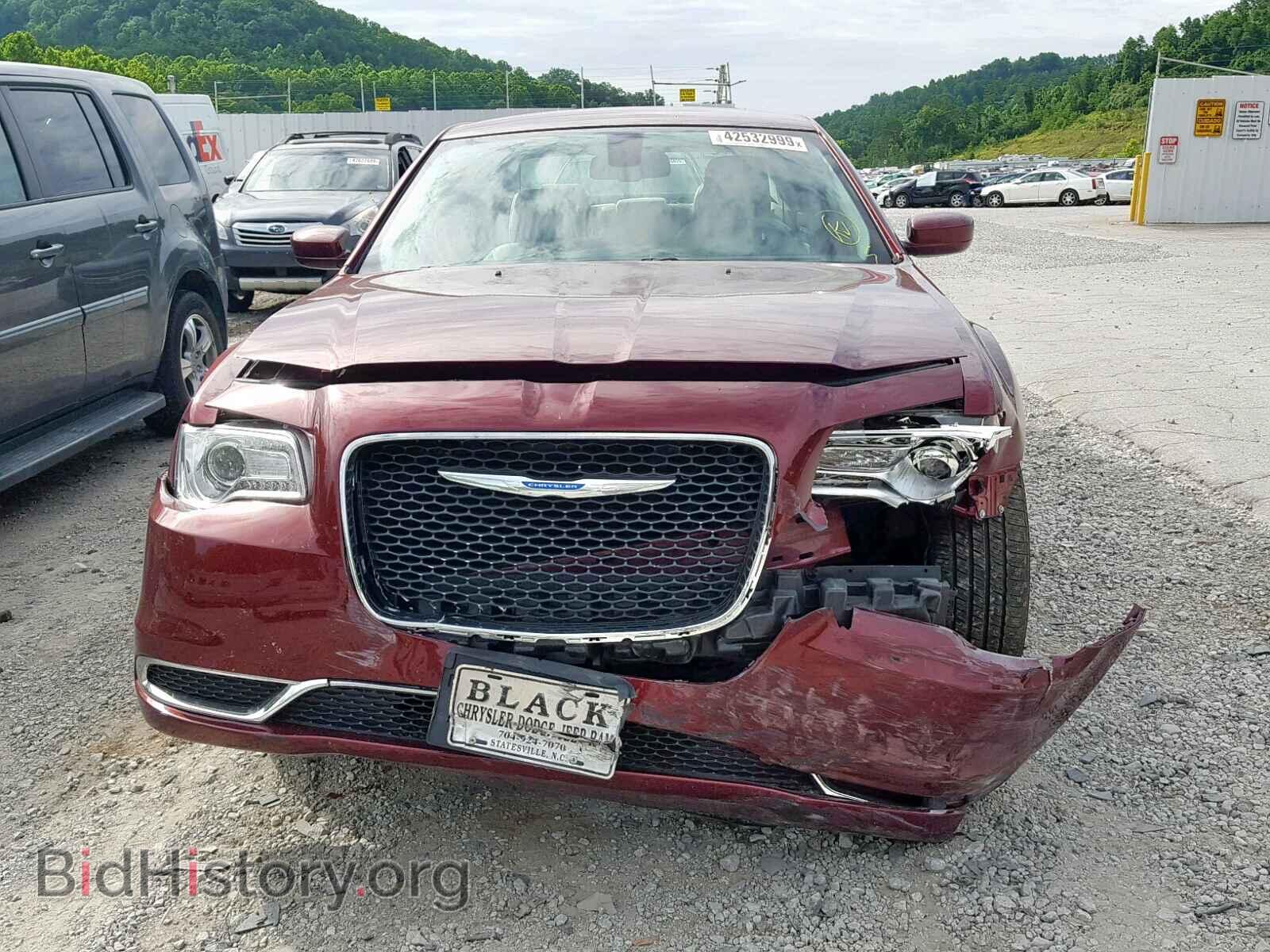 2017 CHRYSLER 300 - VIN: 2C3CCARG3HH591432 - Фото 9