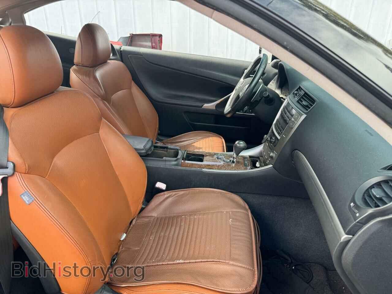 2011 LEXUS IS - VIN: JTHFF2C20B2515796 - Photo 5