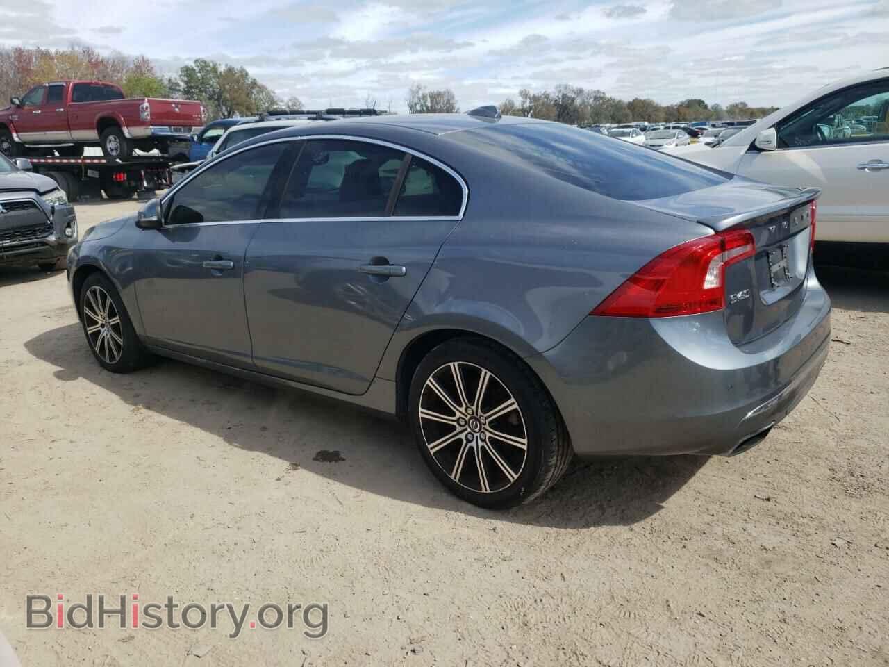 2016 VOLVO S60 - VIN: LYV402FK5GB095559 - Фото 2
