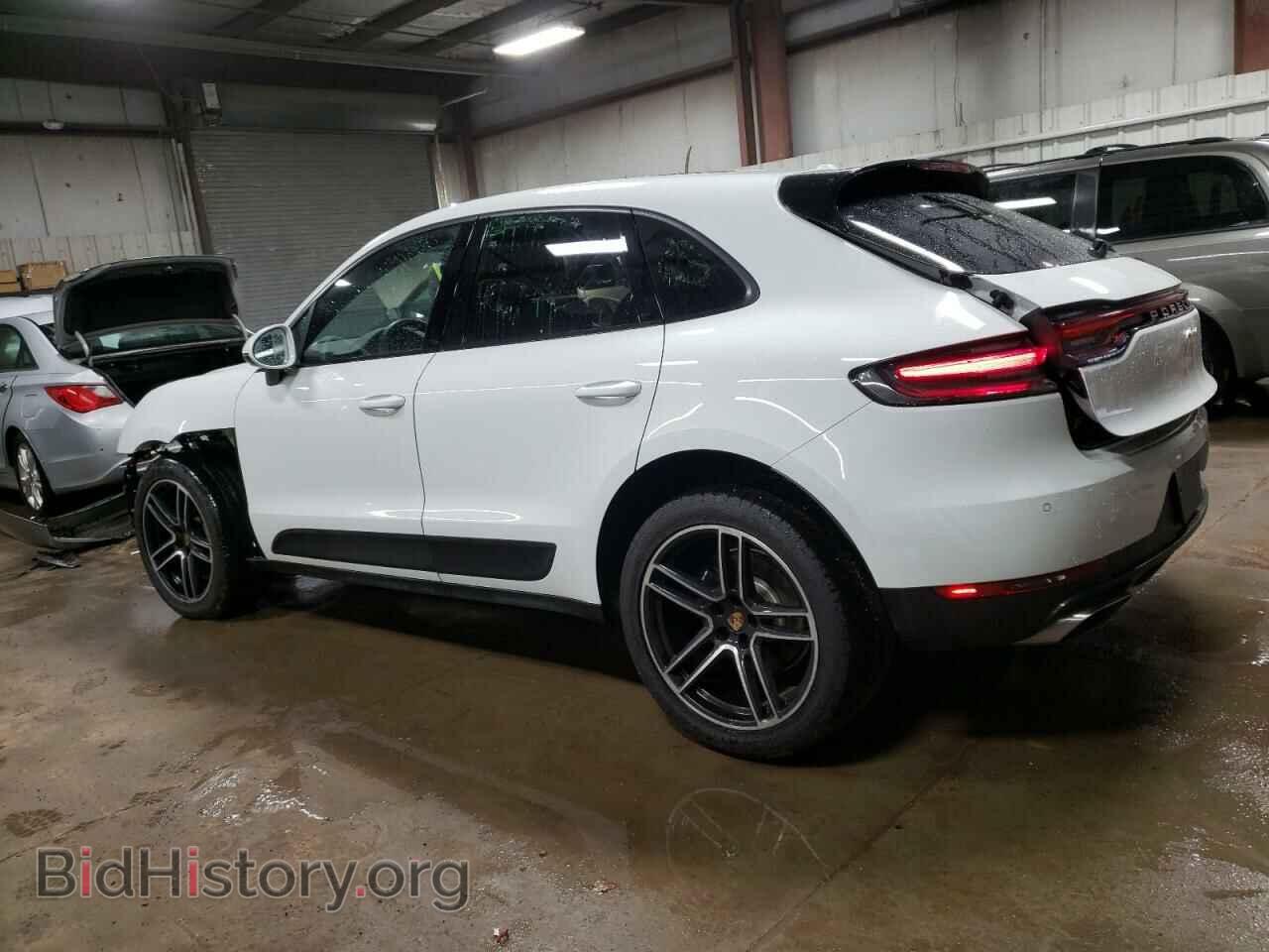 2020 PORSCHE MACAN - VIN: WP1AA2A54LLB05729 - Photo 2