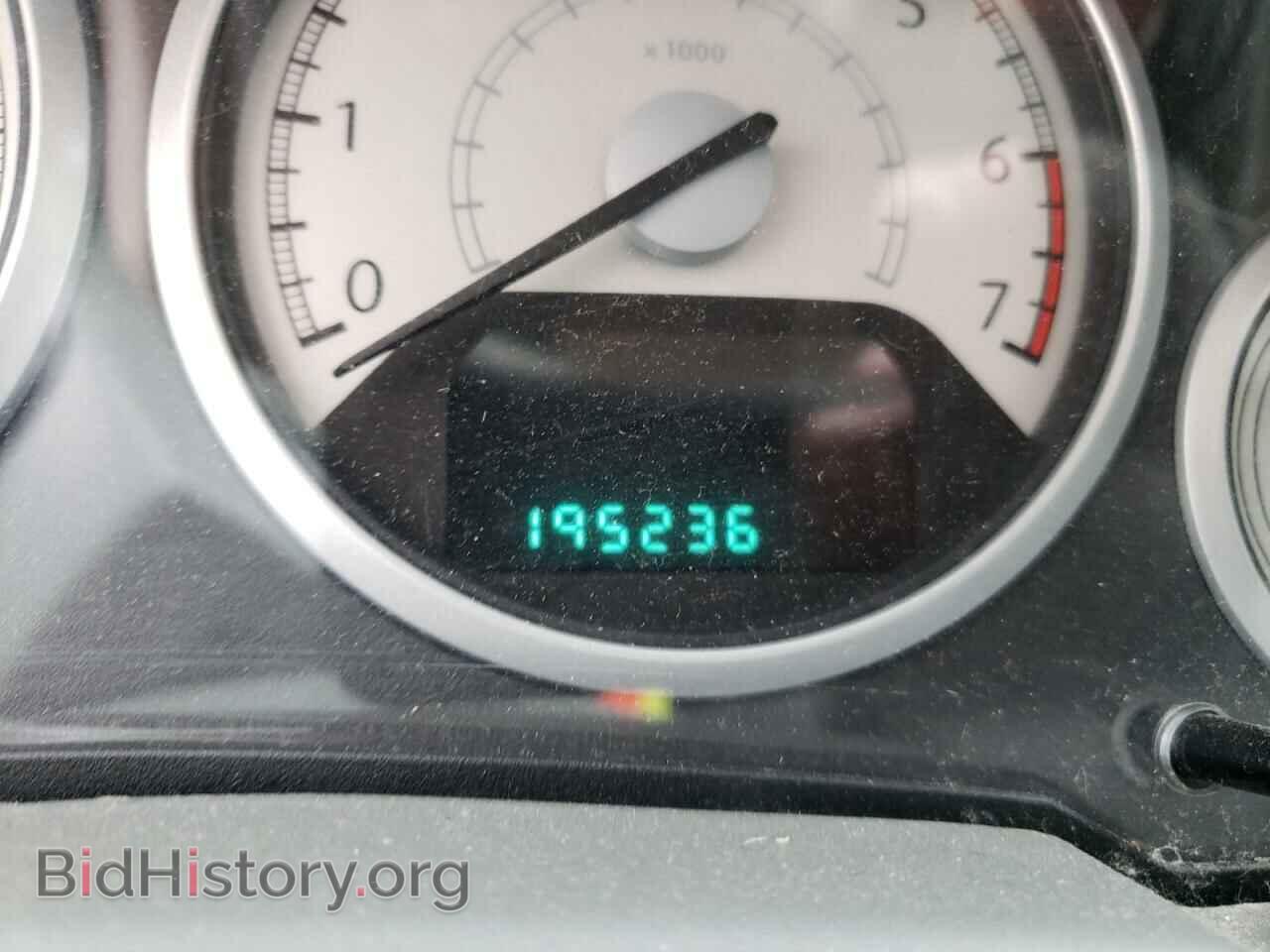 2008 CHRYSLER MINIVAN - VIN: 2A8HR54P08R829027 - Фото 8