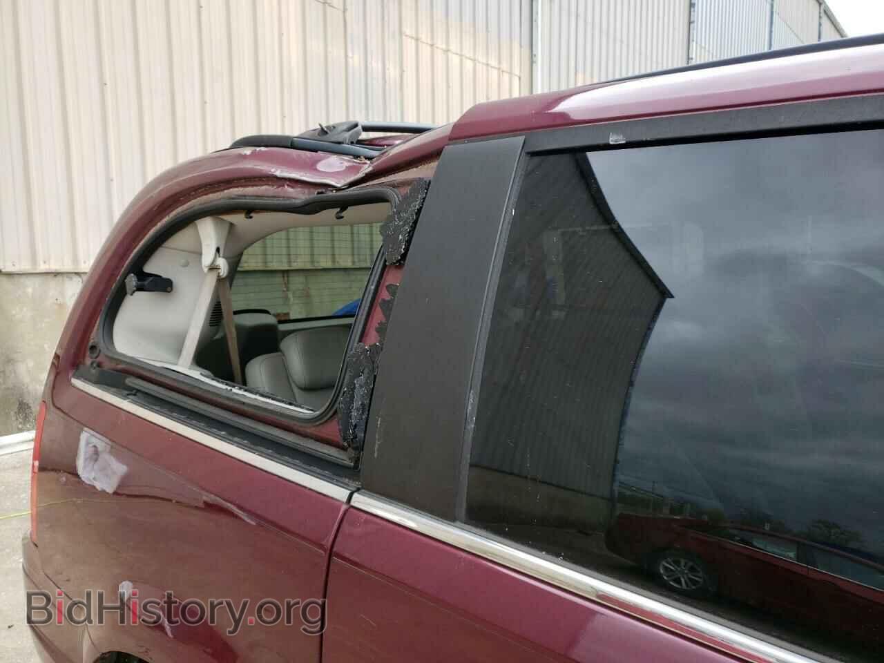 2008 CHRYSLER MINIVAN - VIN: 2A8HR54P08R829027 - Фото 9