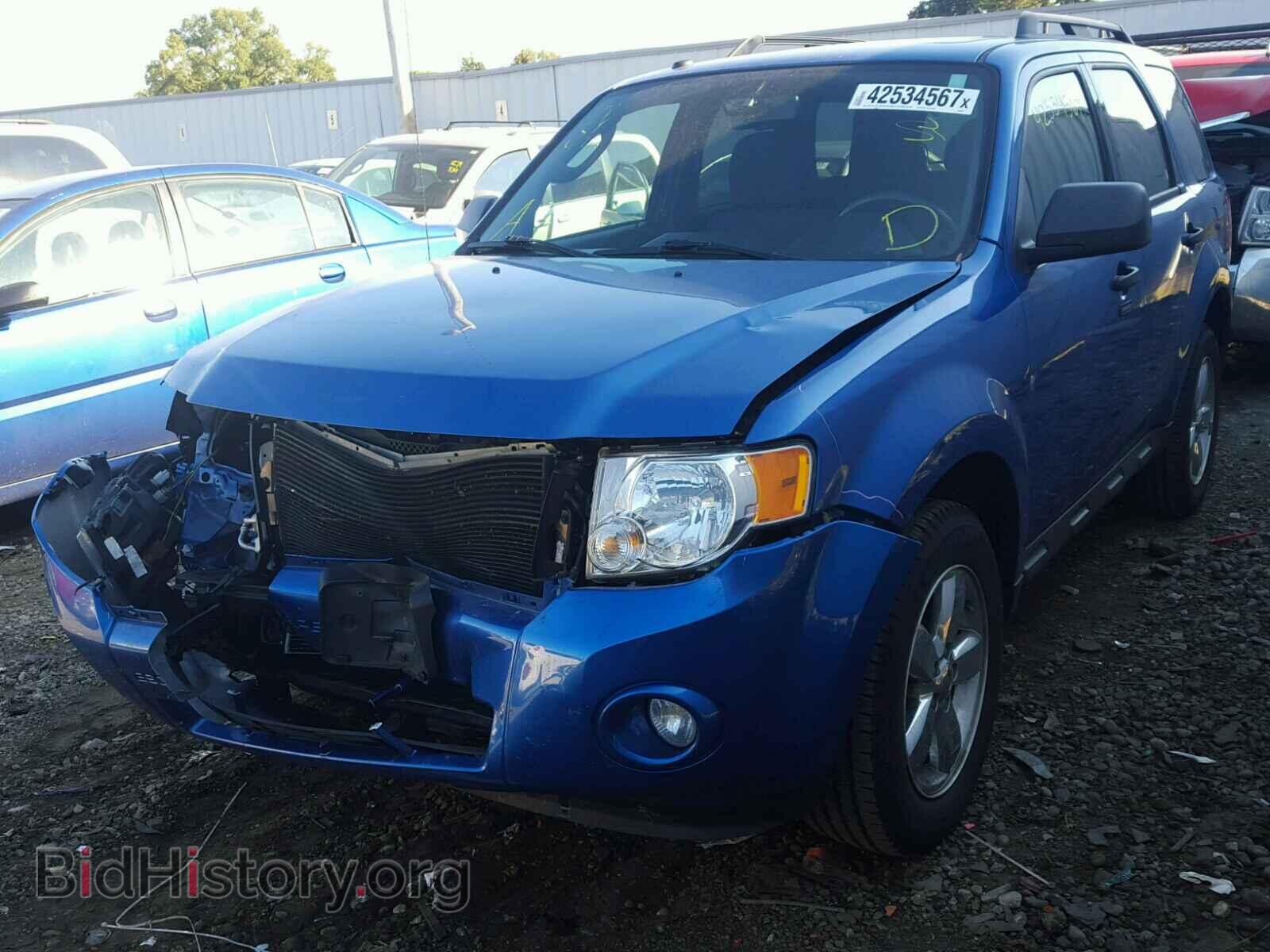 2011 FORD ESCAPE - VIN: 1FMCU0D76BKA25884 - Фото 2