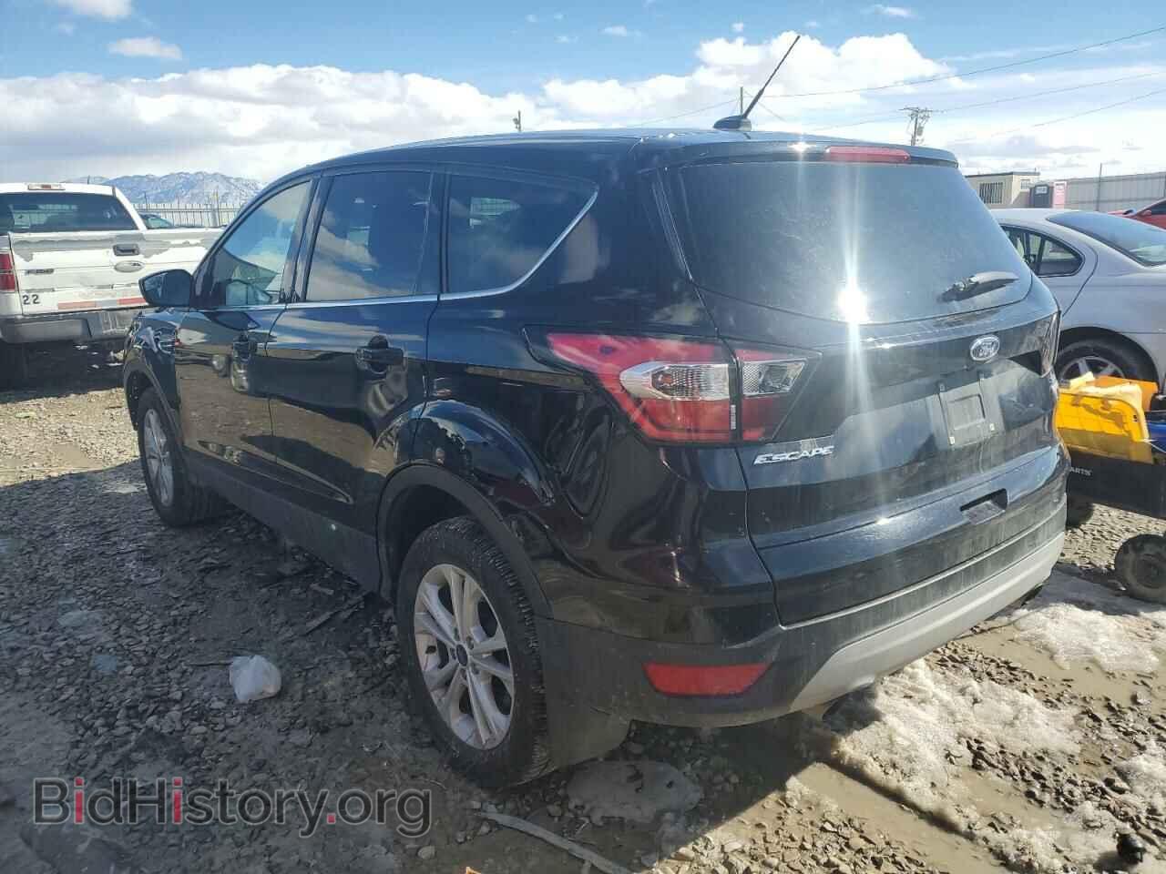 2017 FORD ESCAPE - VIN: 1FMCU9G97HUC53164 - Фото 2