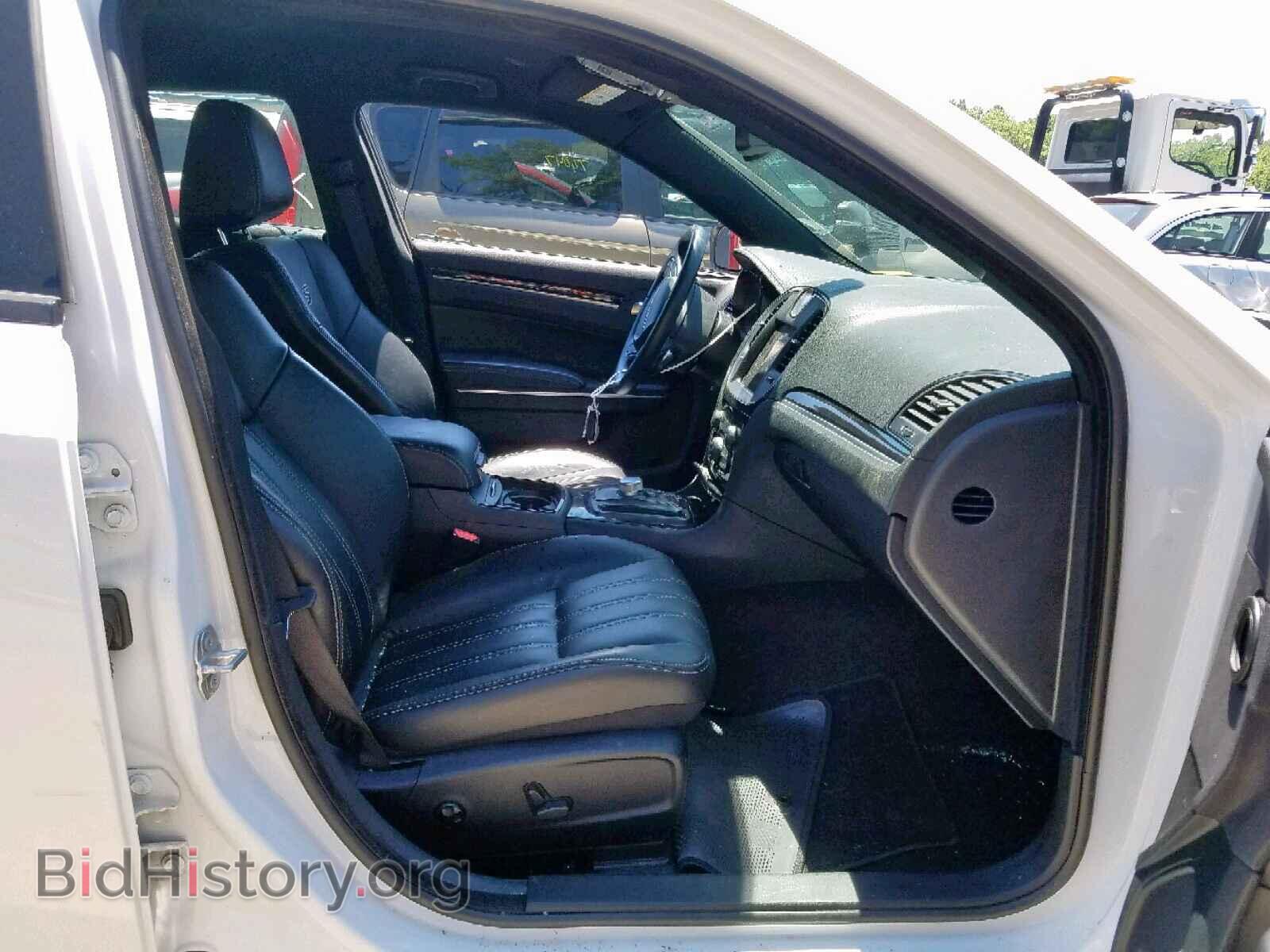 2019 CHRYSLER 300 - VIN: 2C3CCABG3KH516683 - Фото 5