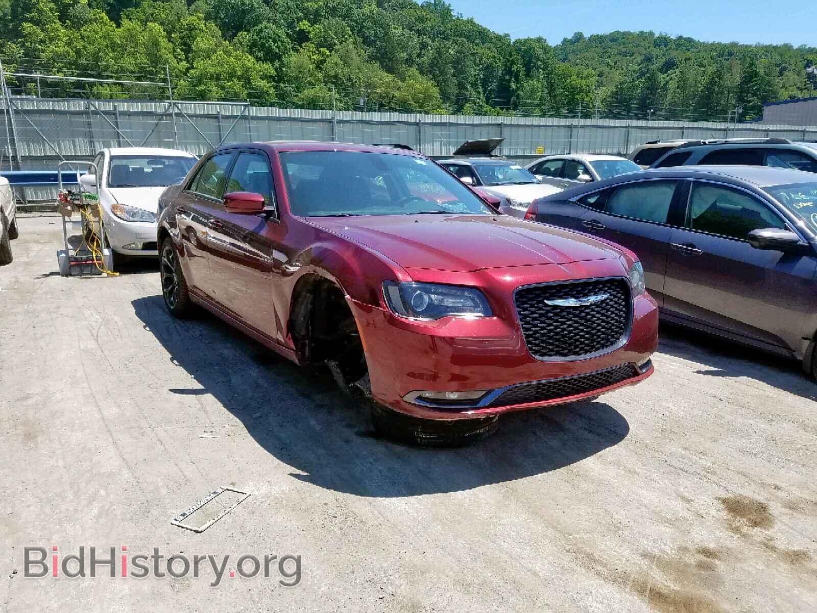 Фотография 2C3CCABG6KH569538 - CHRYSLER 300 2019