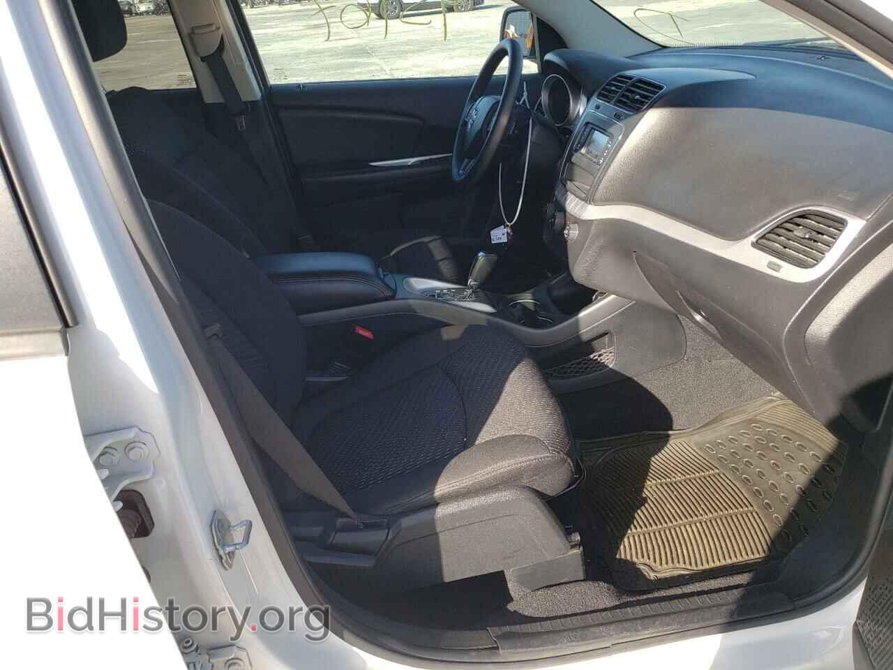 2017 DODGE JOURNEY - VIN: 3C4PDCAB9HT561848 - Фото 5