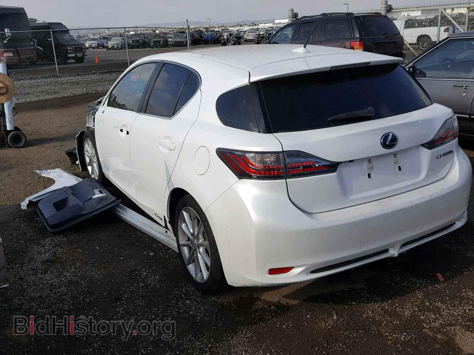 2011 LEXUS CT 200 - VIN: JTHKD5BH4B2040844 - Фото 3