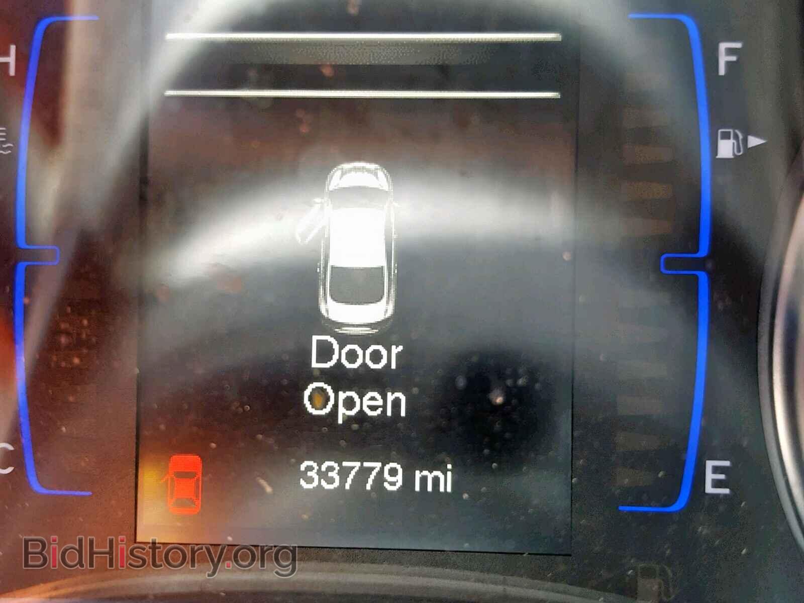 2016 CHRYSLER 200 - VIN: 1C3CCCAB2GN120096 - Photo 8