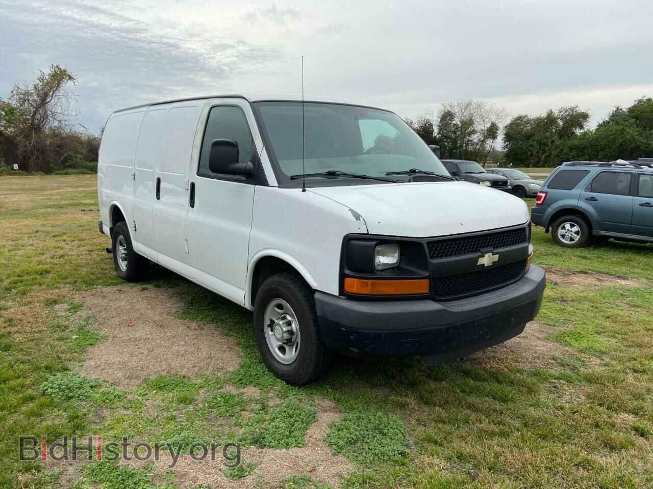 Photo 1GCWGFCA6B1114577 - CHEVROLET EXPRESS 2011