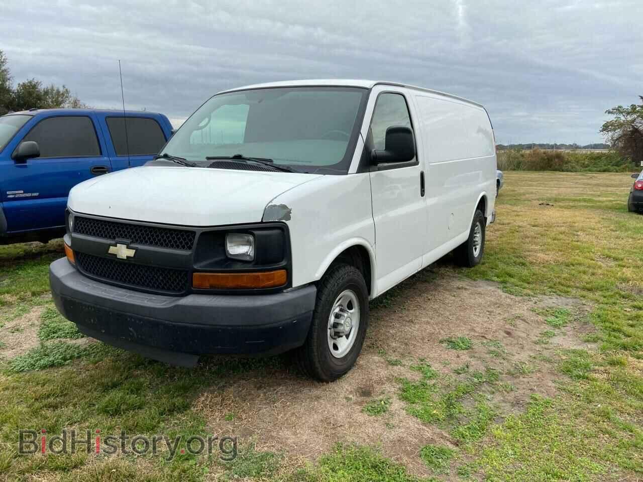 2011 CHEVROLET EXPRESS - VIN: 1GCWGFCA6B1114577 - Фото 2