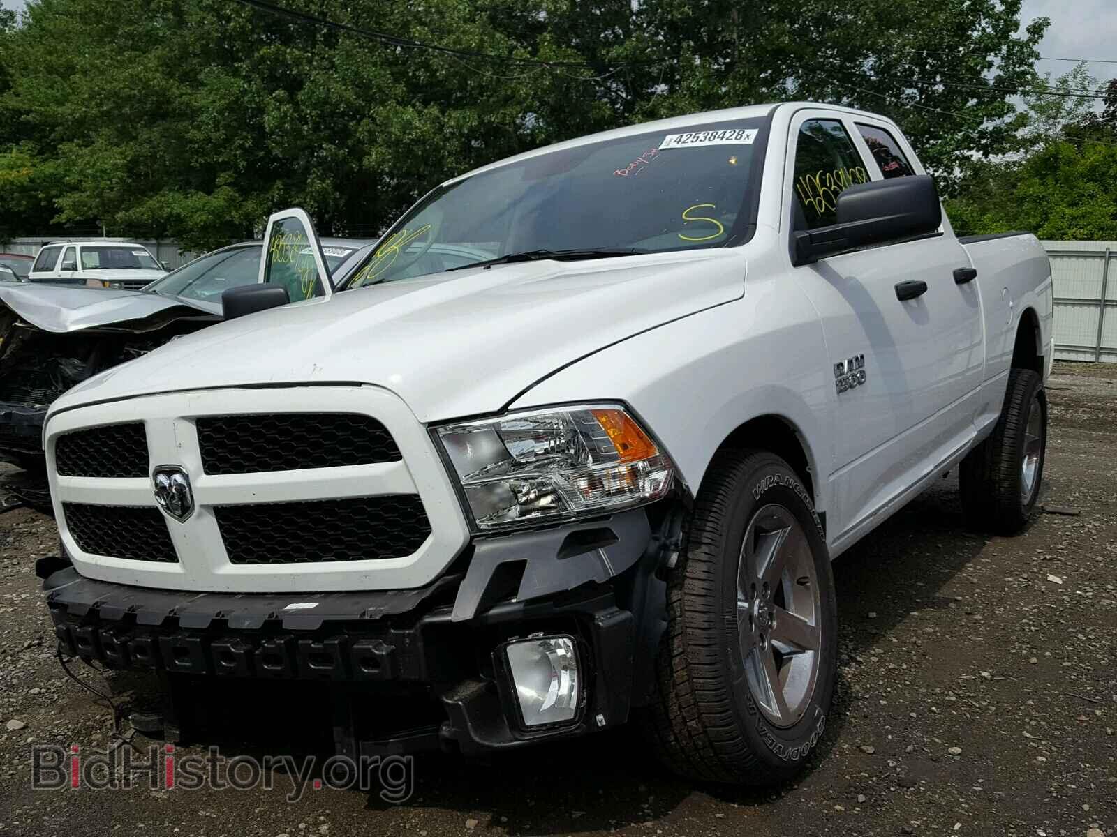 2018 RAM 1500 ST - VIN: 1C6RR7FGXJS182832 - Фото 2