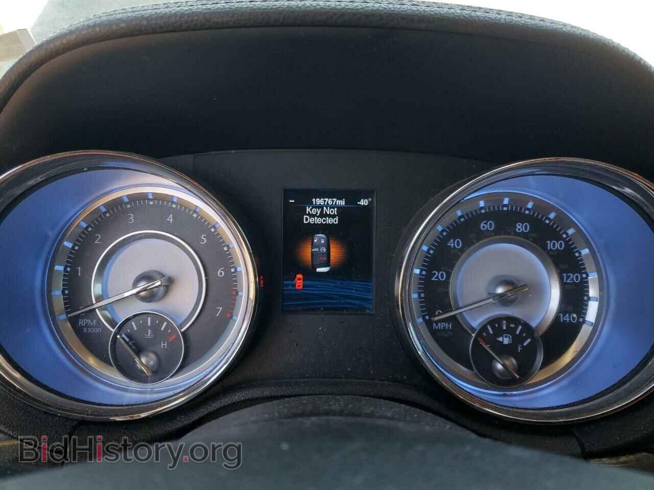 2014 CHRYSLER 300 - VIN: 2C3CCAAG5EH373550 - Фото 9