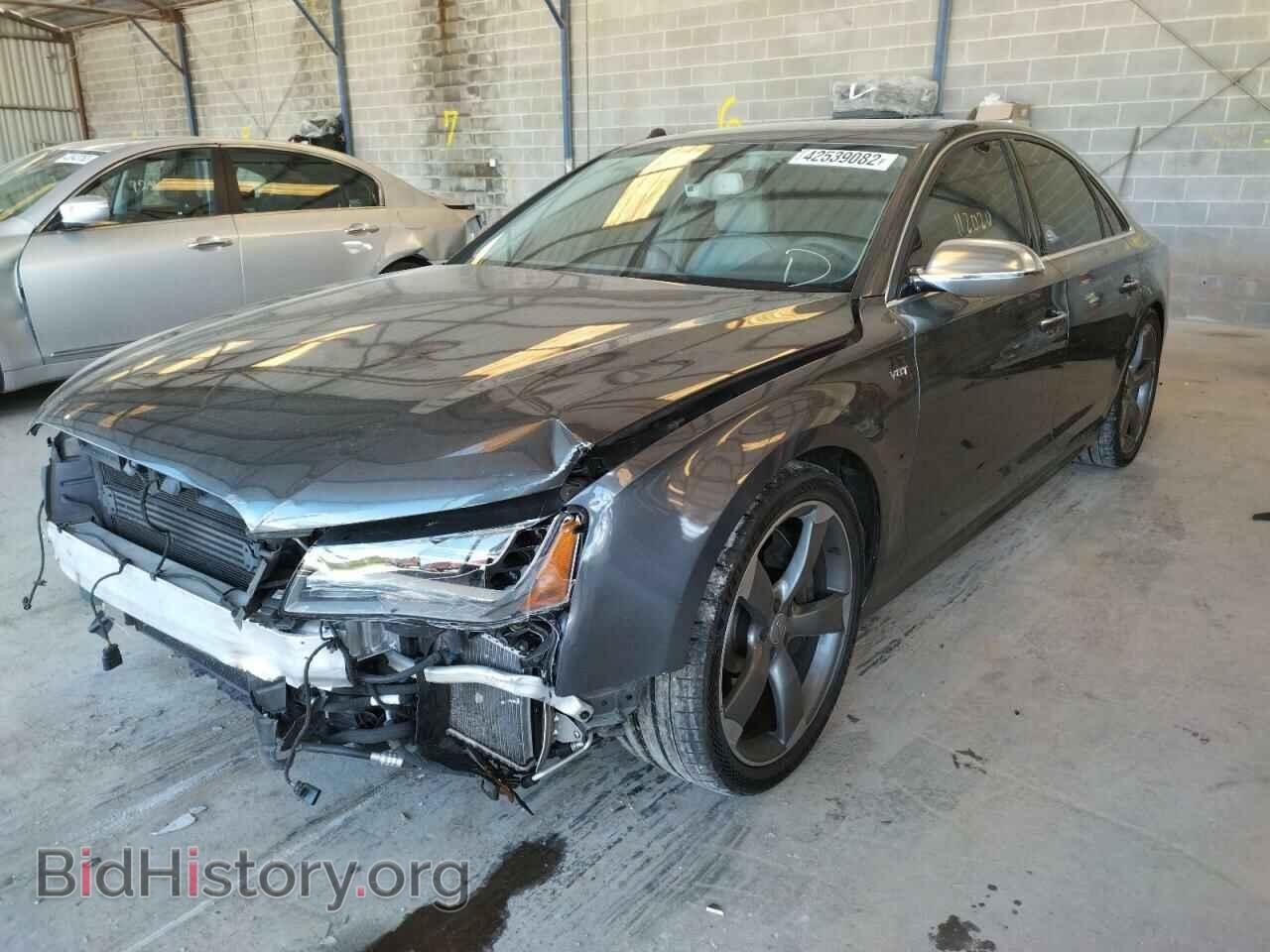 2014 AUDI S8 - VIN: WAUD2AFD8EN012142 - Photo 2