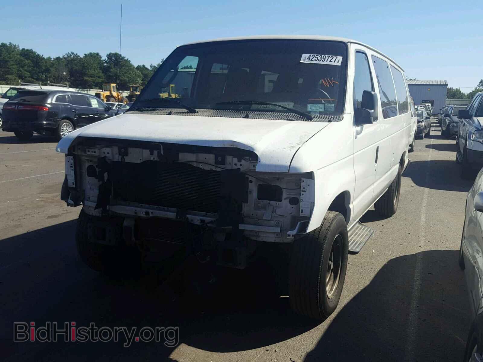 2009 FORD ECONOLINE - VIN: 1FBSS31L99DA07410 - Фото 2