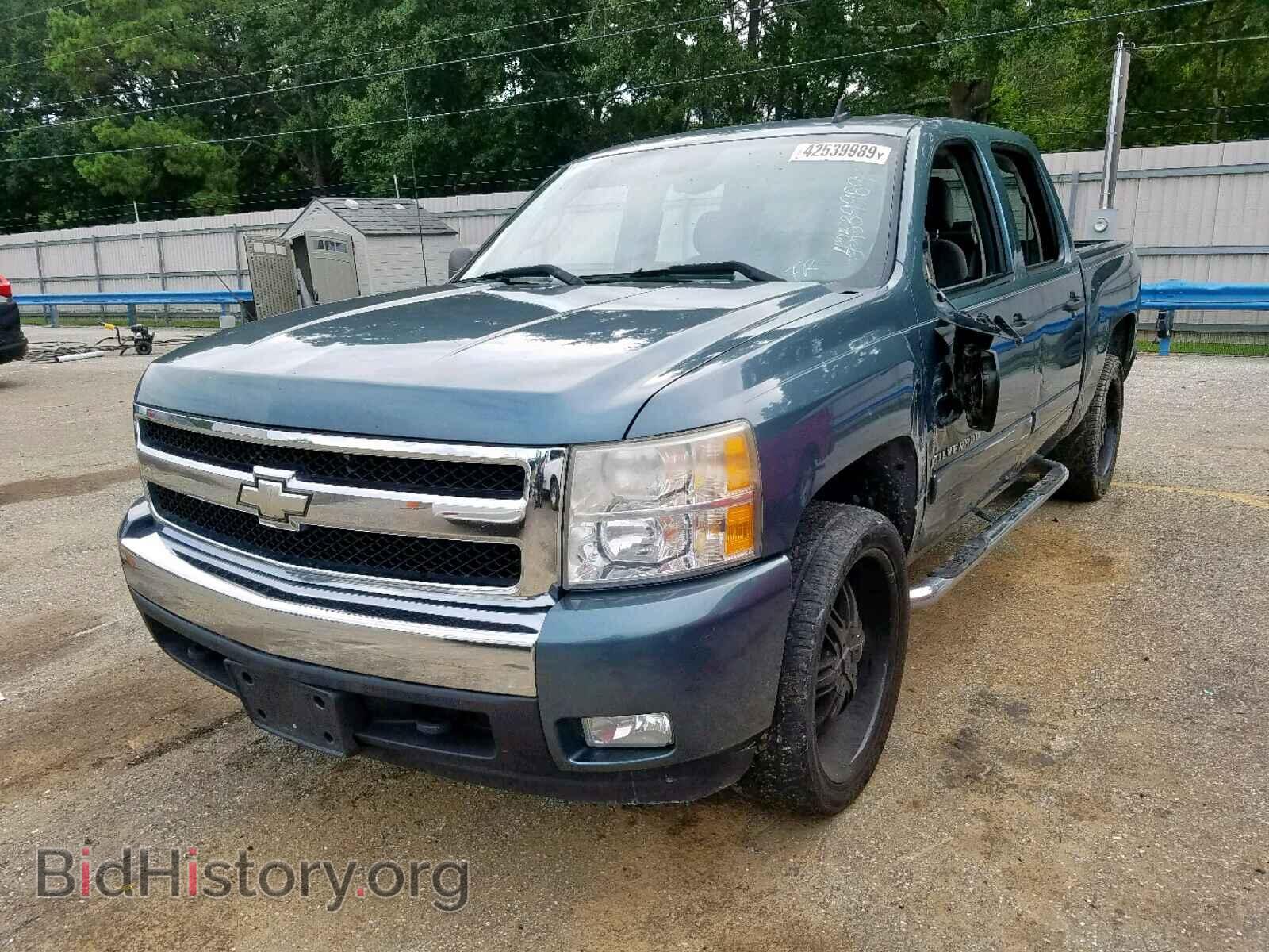 2007 CHEVROLET SILVERADO - VIN: 2GCEC13J471564692 - Фото 2