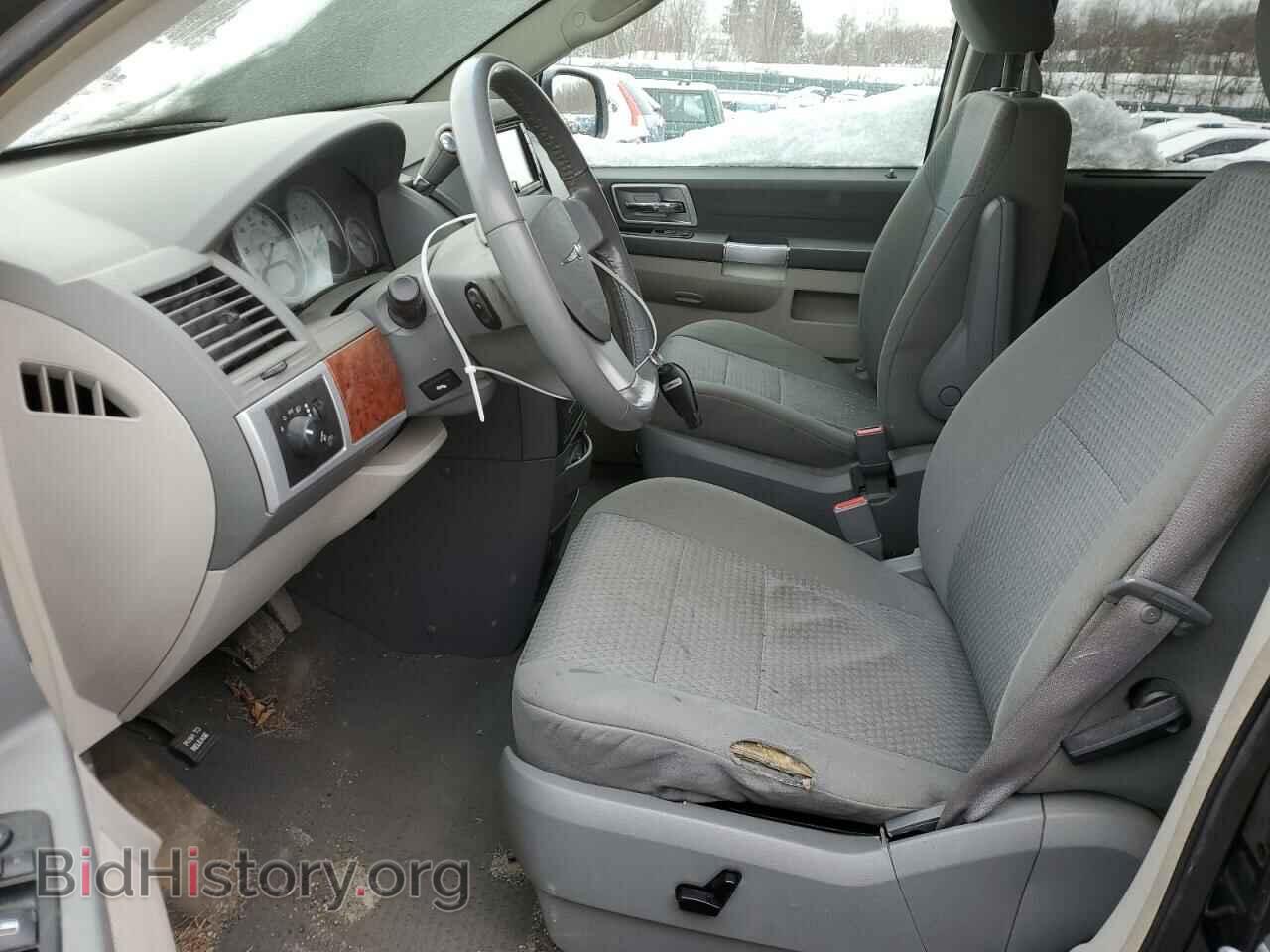 2008 CHRYSLER MINIVAN - VIN: 2A8HR54P68R774549 - Фото 7