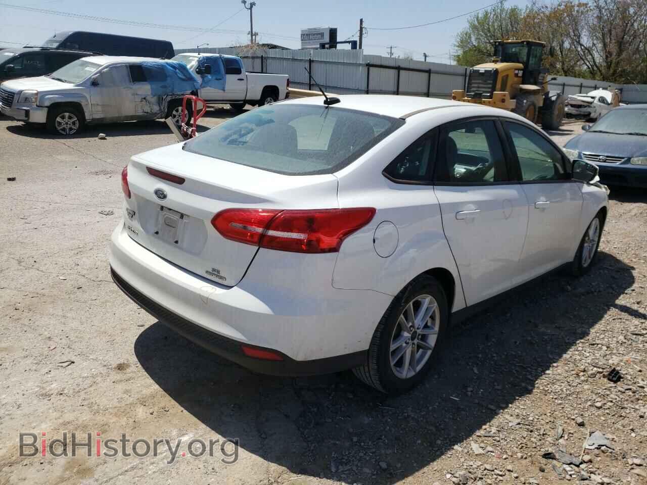 2016 FORD FOCUS - VIN: 1FADP3F29GL204513 - Photo 4