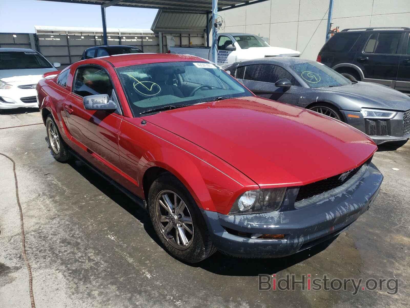 Photo 1ZVFT80N075274210 - FORD MUSTANG 2007
