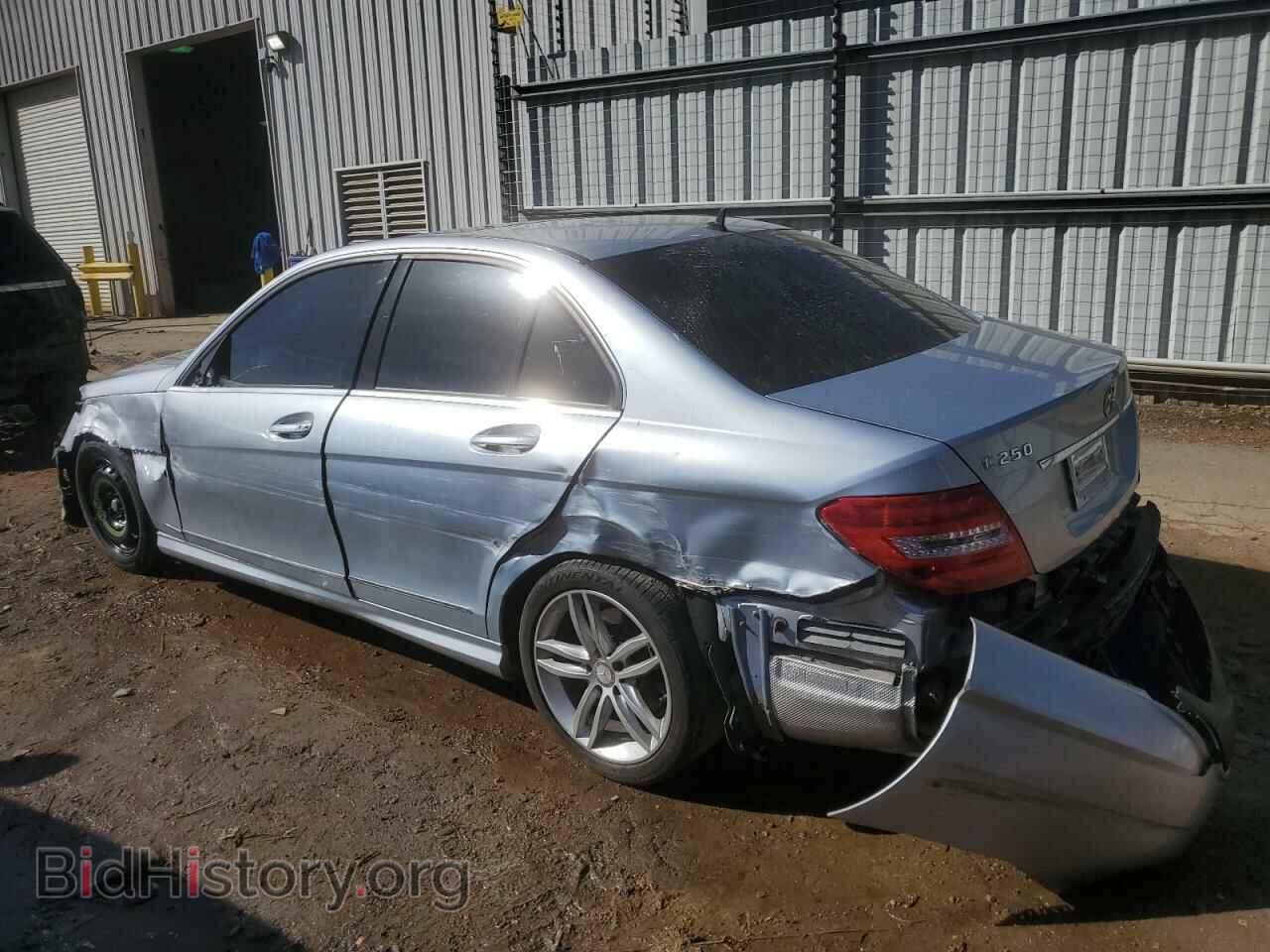 2014 MERCEDES-BENZ C-CLASS - VIN: WDDGF4HBXEA937861 - Фото 2