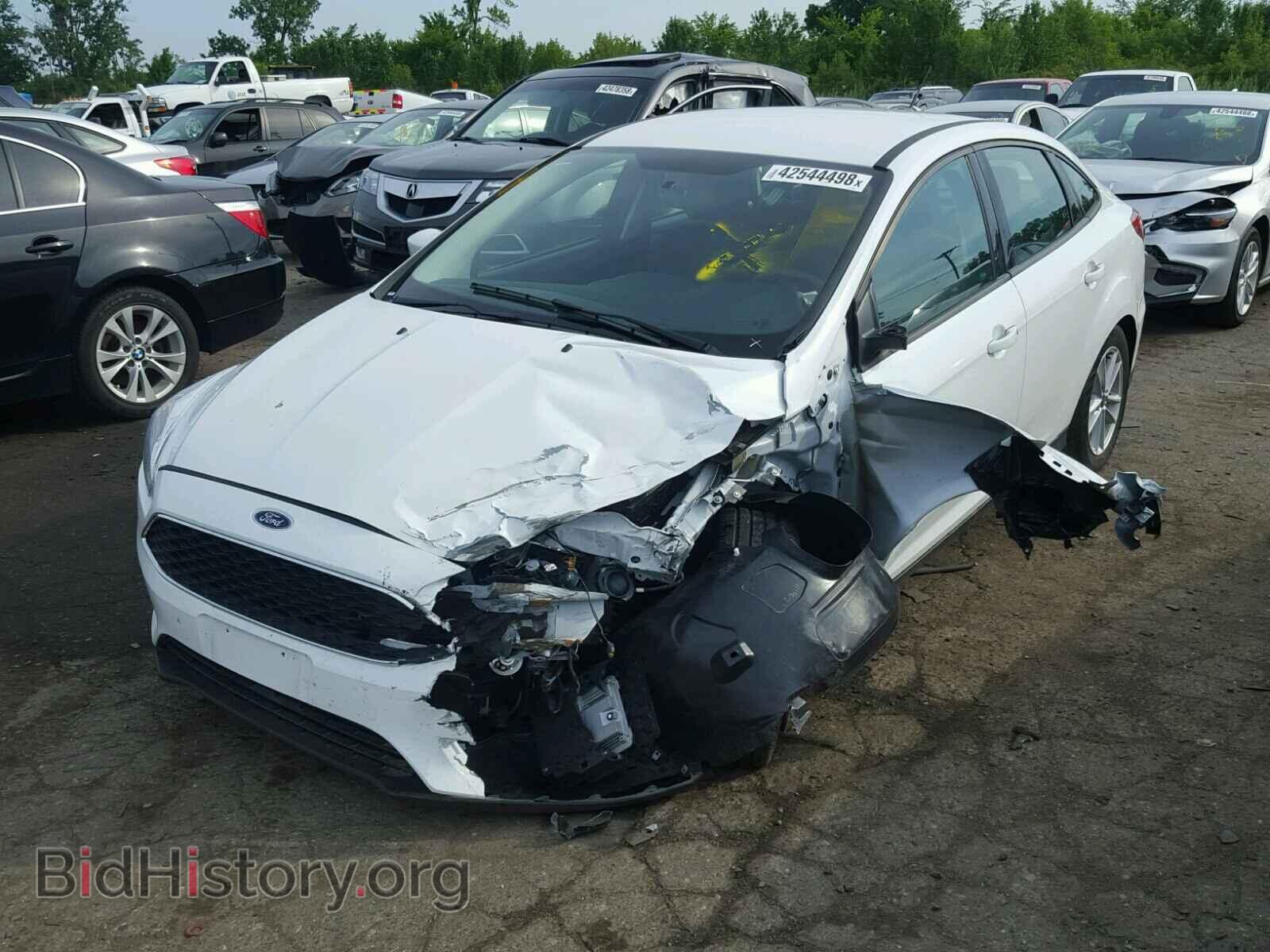 2017 FORD FOCUS - VIN: 1FADP3F25HL304268 - Фото 2