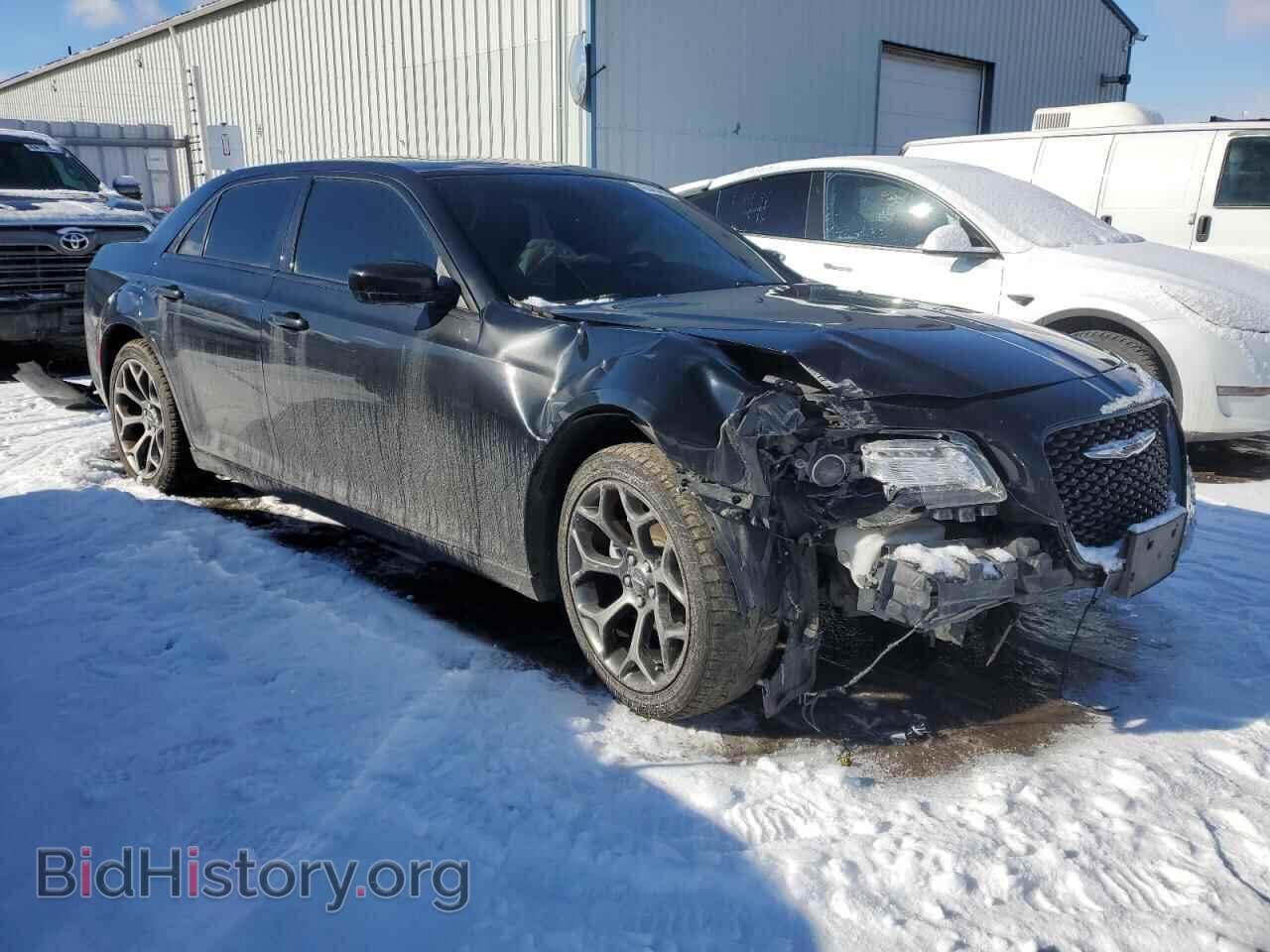 2016 CHRYSLER 300 - VIN: 2C3CCABGXGH294392 - Фото 4