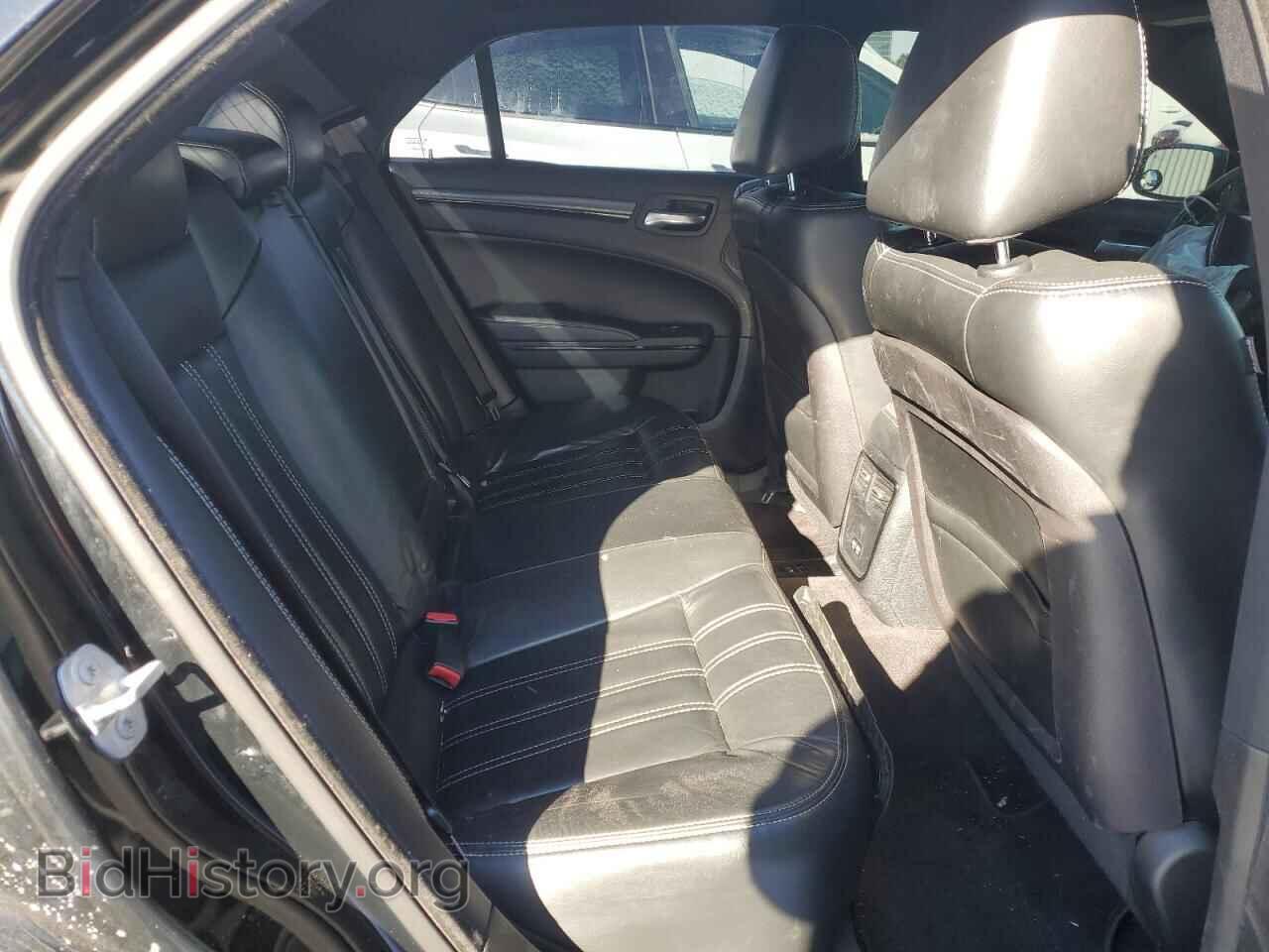 2016 CHRYSLER 300 - VIN: 2C3CCABGXGH294392 - Фото 10