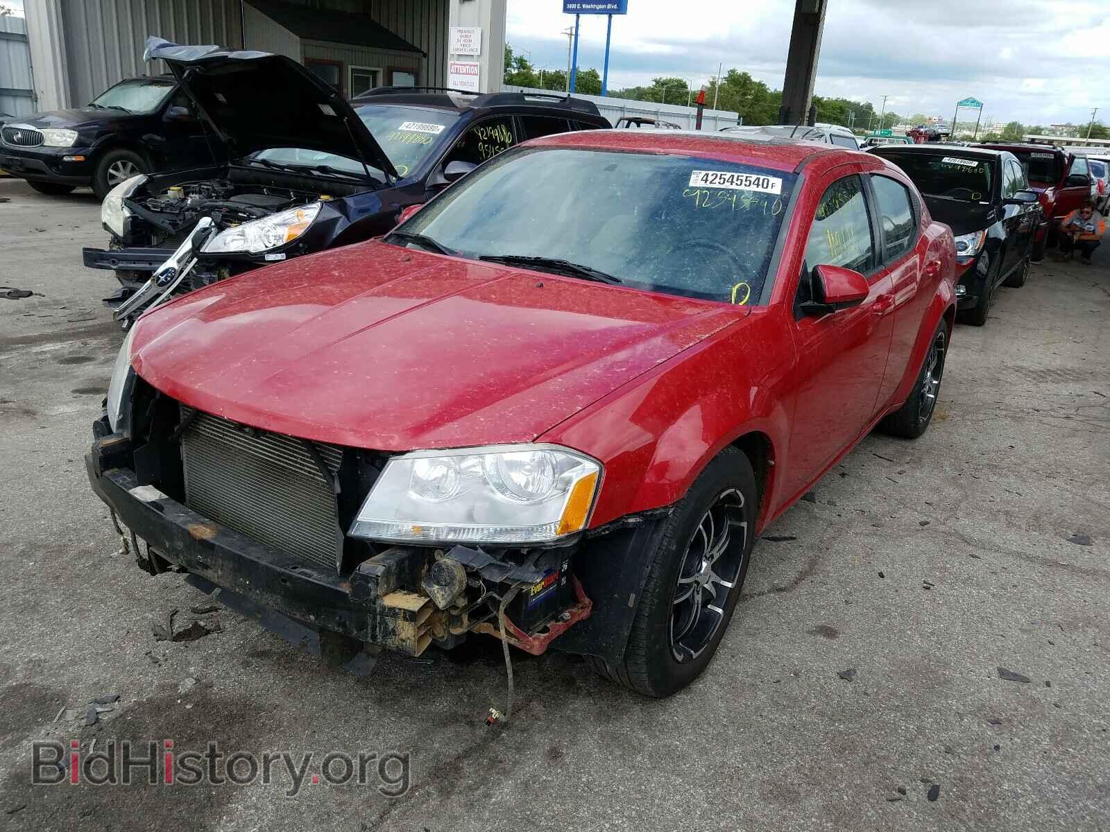 2011 DODGE AVENGER - VIN: 1B3BD2FG8BN556187 - Фото 2