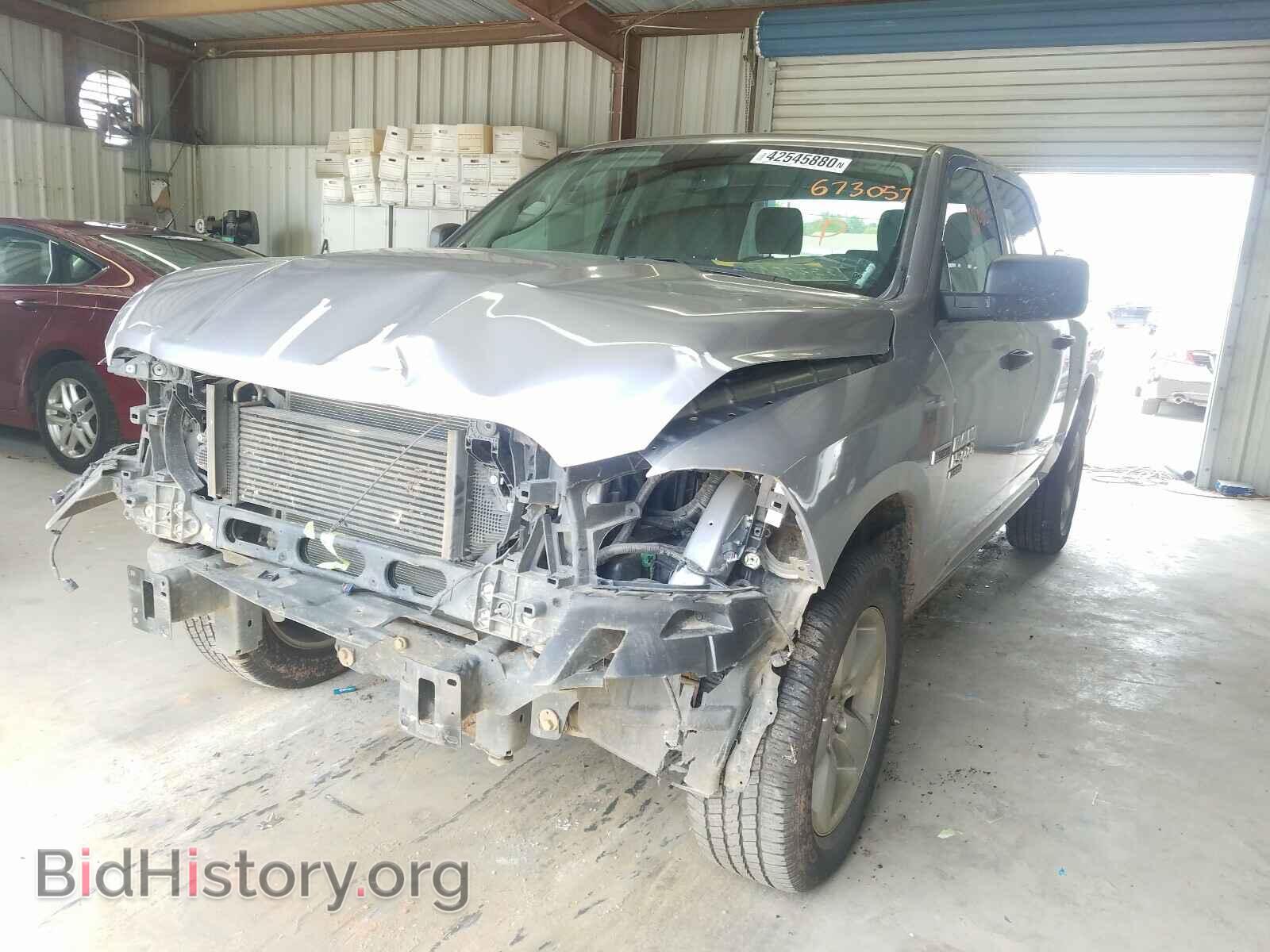 2019 RAM 1500 CLASS - VIN: 1C6RR7KMXKS673057 - Фото 2