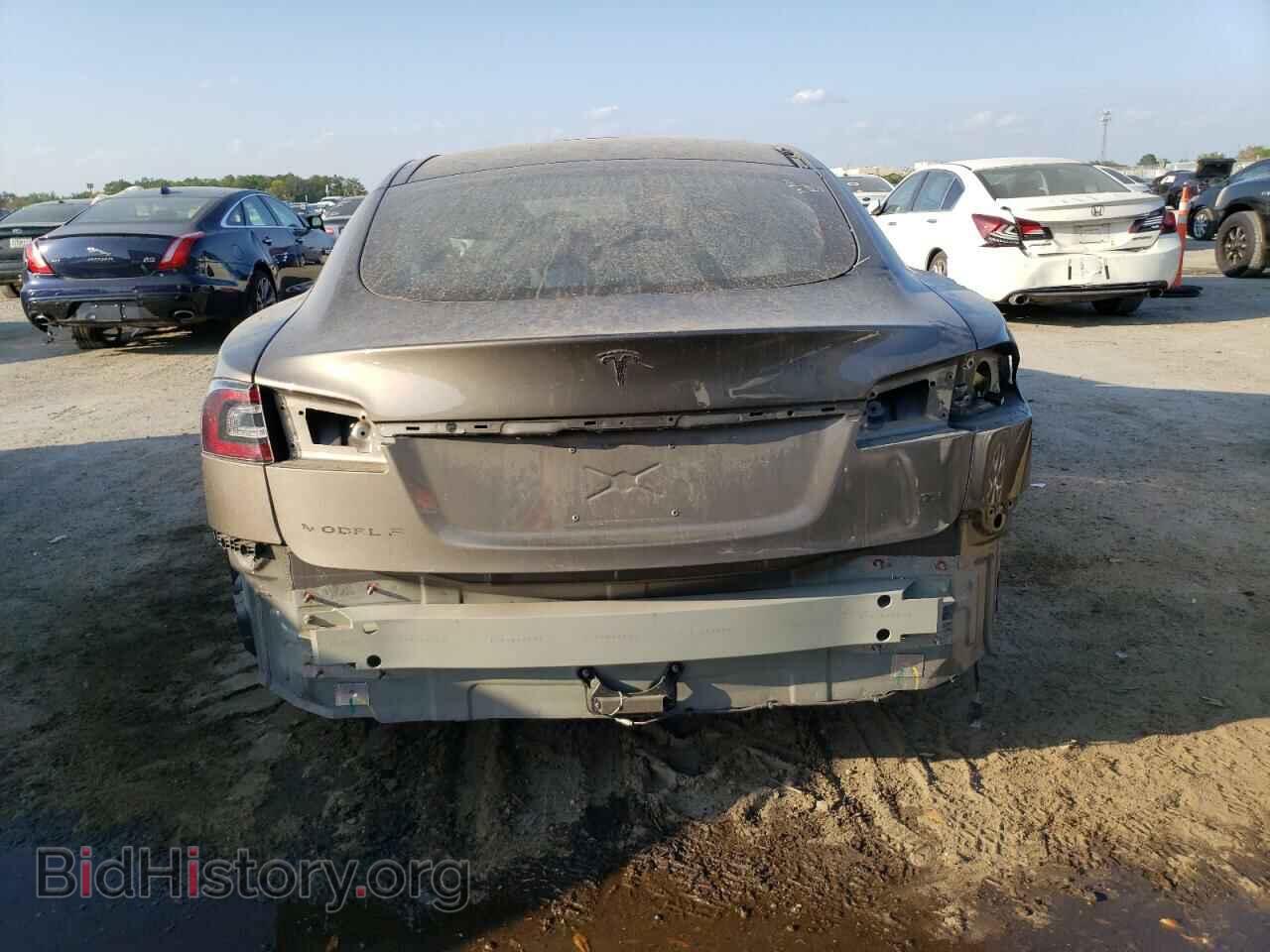 2016 TESLA MODEL S - VIN: 5YJSA1E11GF161210 - Фото 6