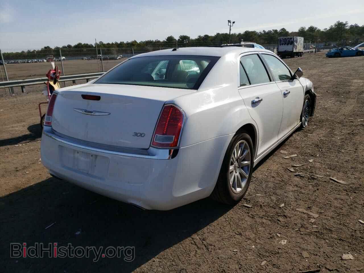 2012 CHRYSLER 300 - VIN: 2C3CCACG7CH285089 - Фото 4