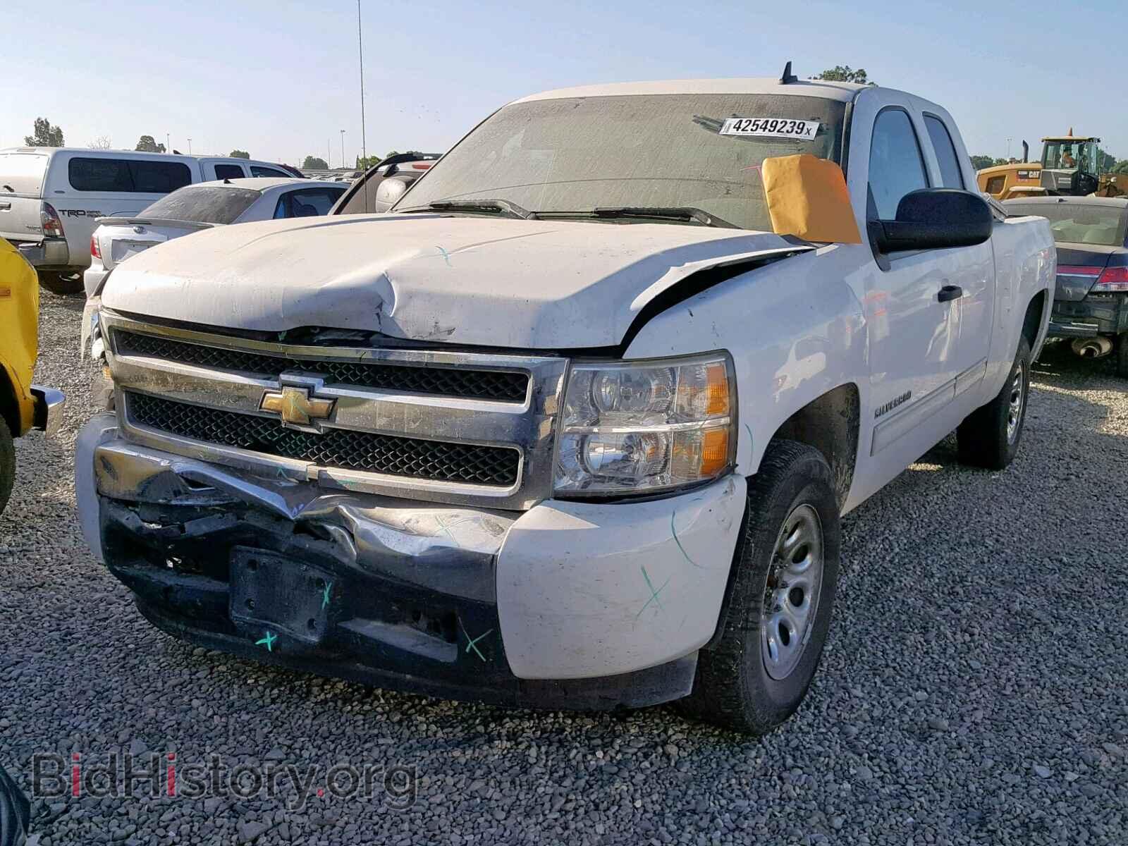 2011 CHEVROLET SILVERADO - VIN: 1GCRCREA6BZ200271 - Фото 2
