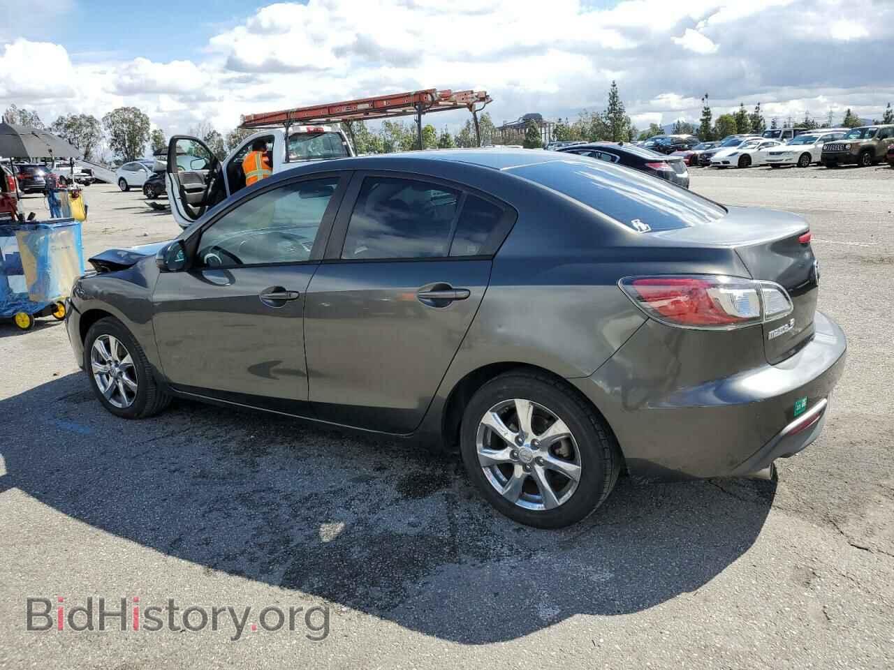 2011 MAZDA 3 - VIN: JM1BL1VG0B1428966 - Фото 2
